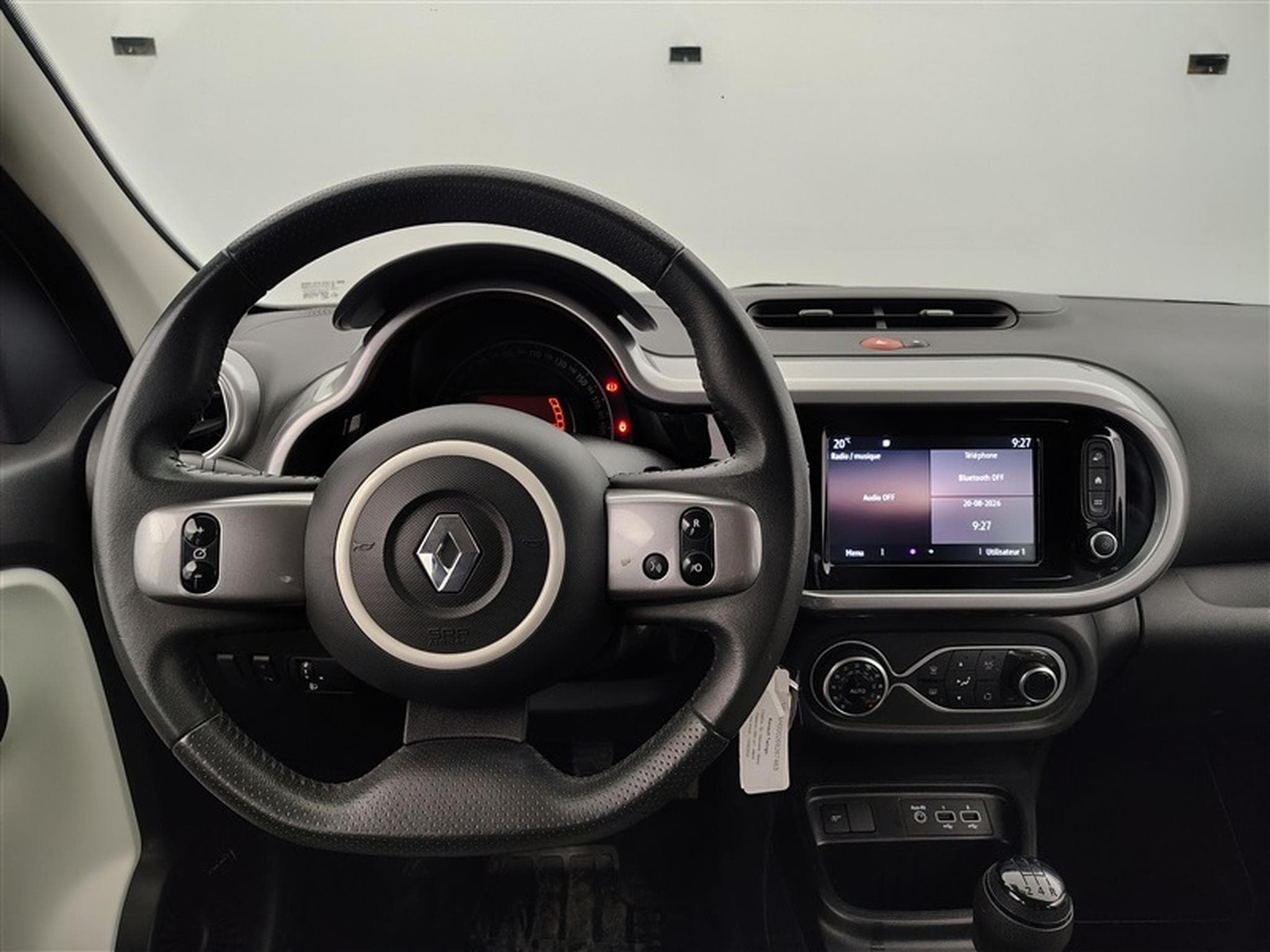 Renault Twingo 1.0i SCe Limited CARPLAY / CLIM AUTO / PDC (2022) - Photo 9