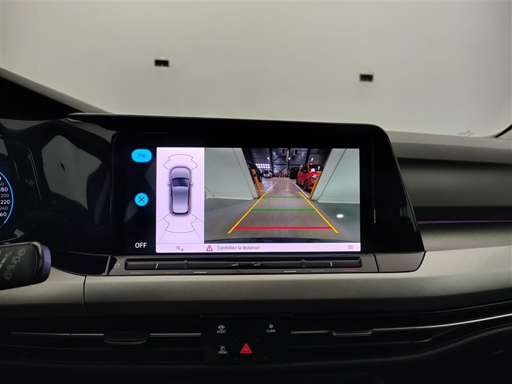 VW Golf 1.0 eTSI Life DSG NAVI / FULL LED / CARPLAY (2023) - Photo 18