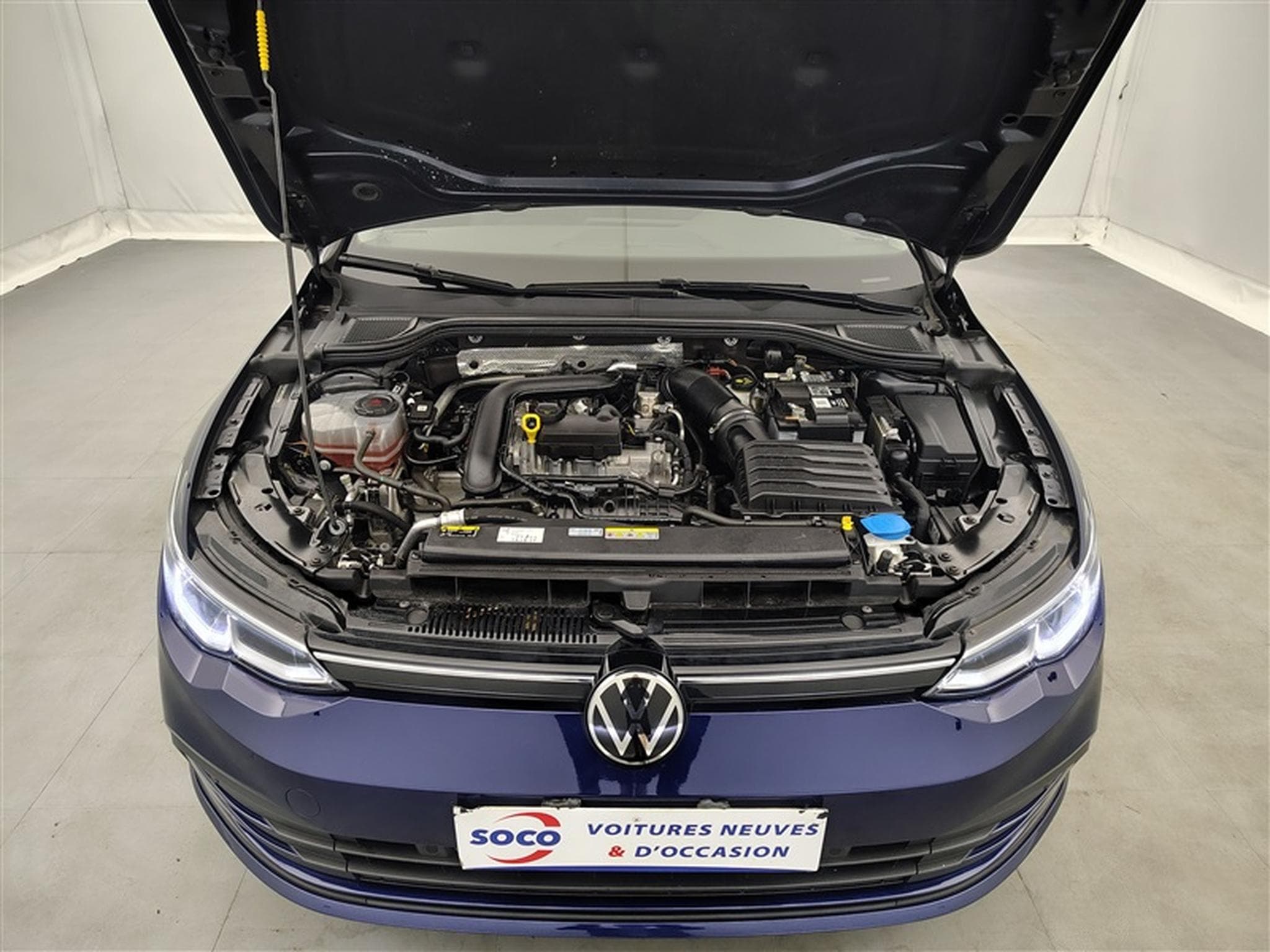 VW Golf 1.0 eTSI Life DSG NAVI / FULL LED / CARPLAY (2023) - Photo 19