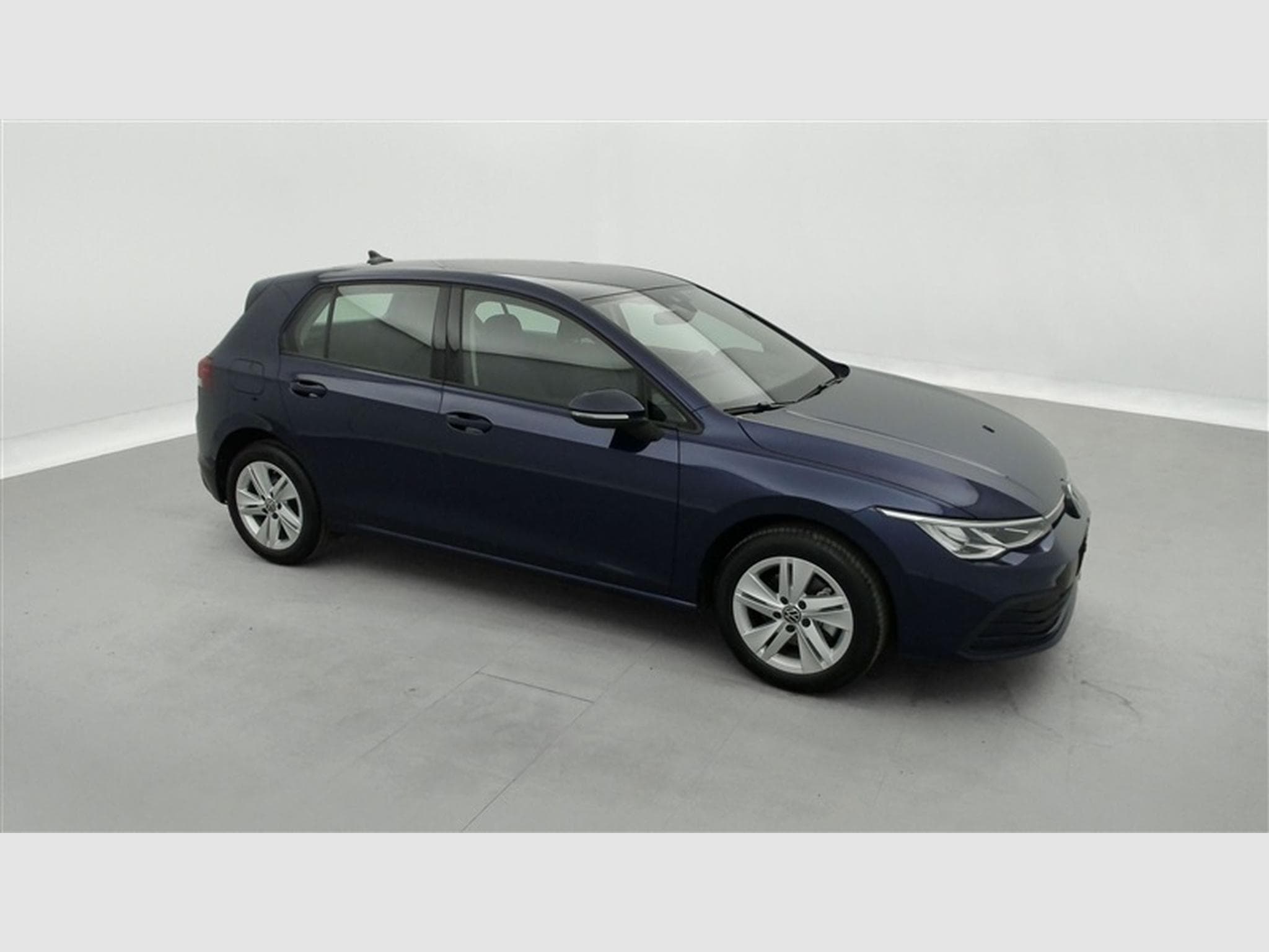 VW Golf 1.0 eTSI Life DSG NAVI / FULL LED / CARPLAY (2023) - Photo 23