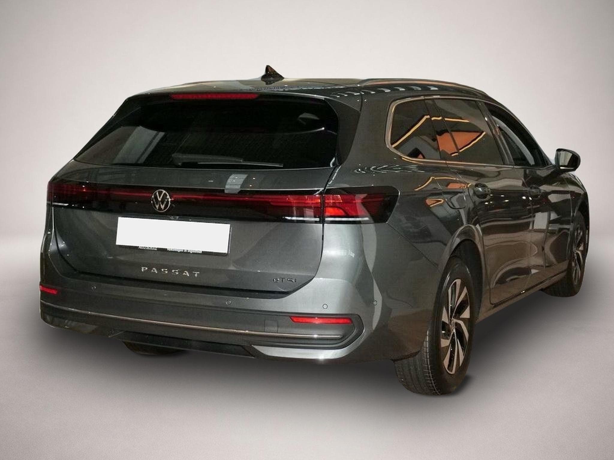 VW Passat (2025) - Photo 2