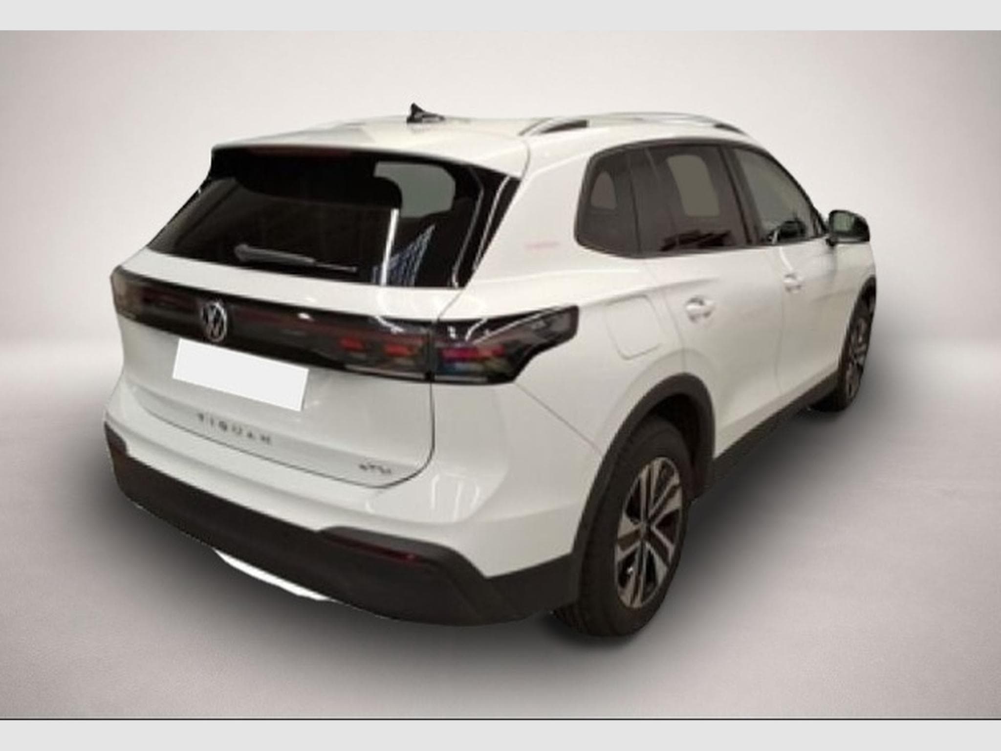 VW Tiguan (2025) - Photo 2