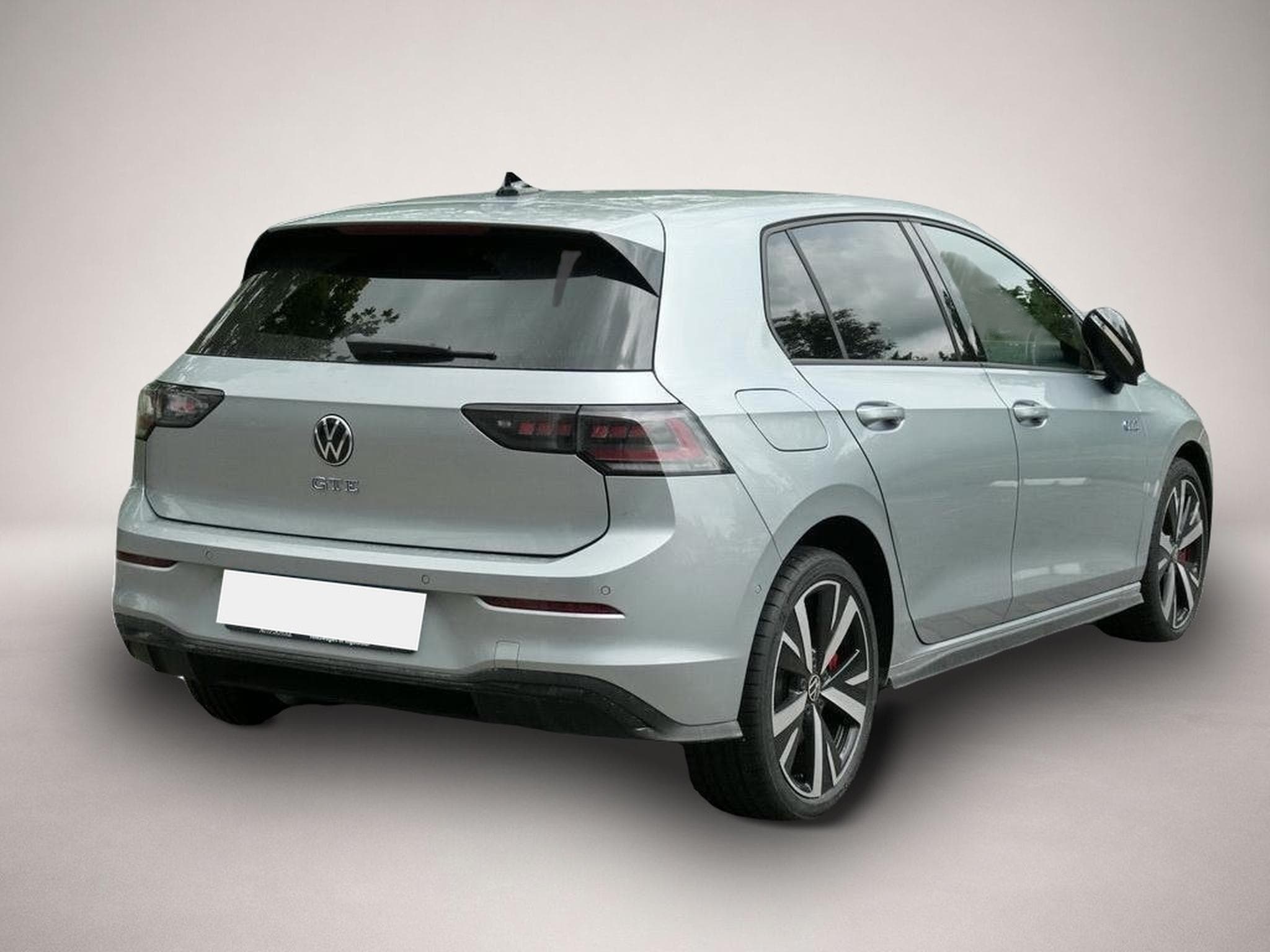 VW Golf (2024) - Photo 2
