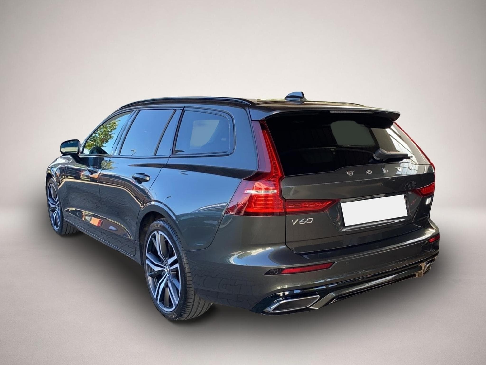 Volvo V60 (2024) - Photo 3