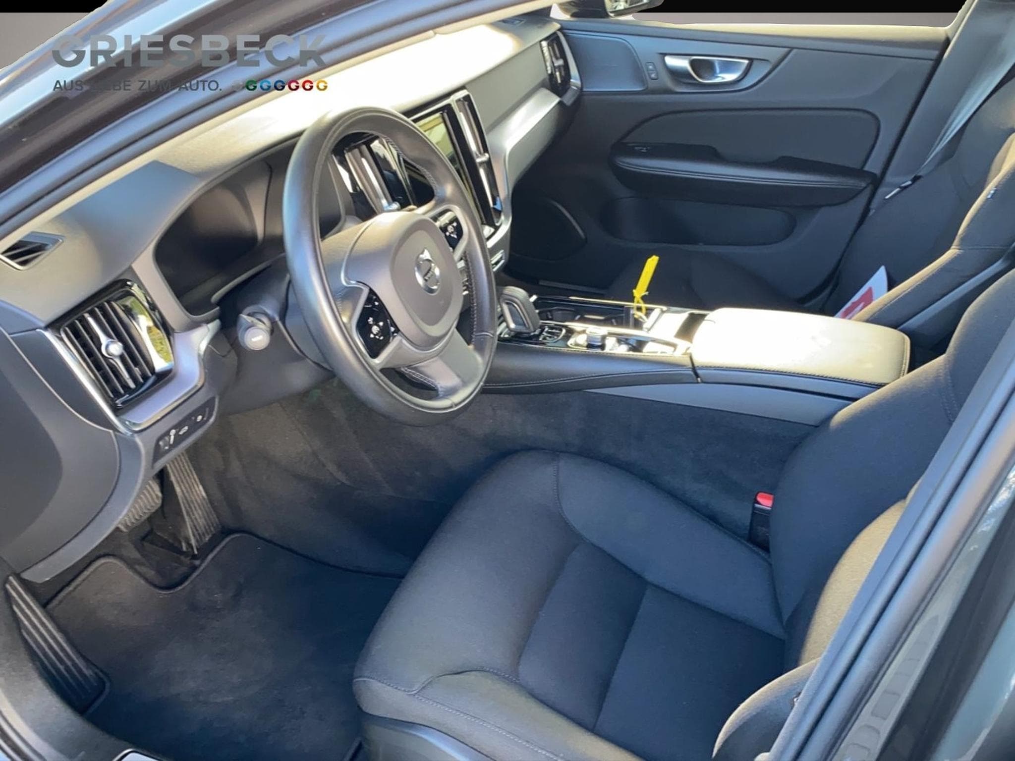 Volvo V60 (2024) - Photo 7