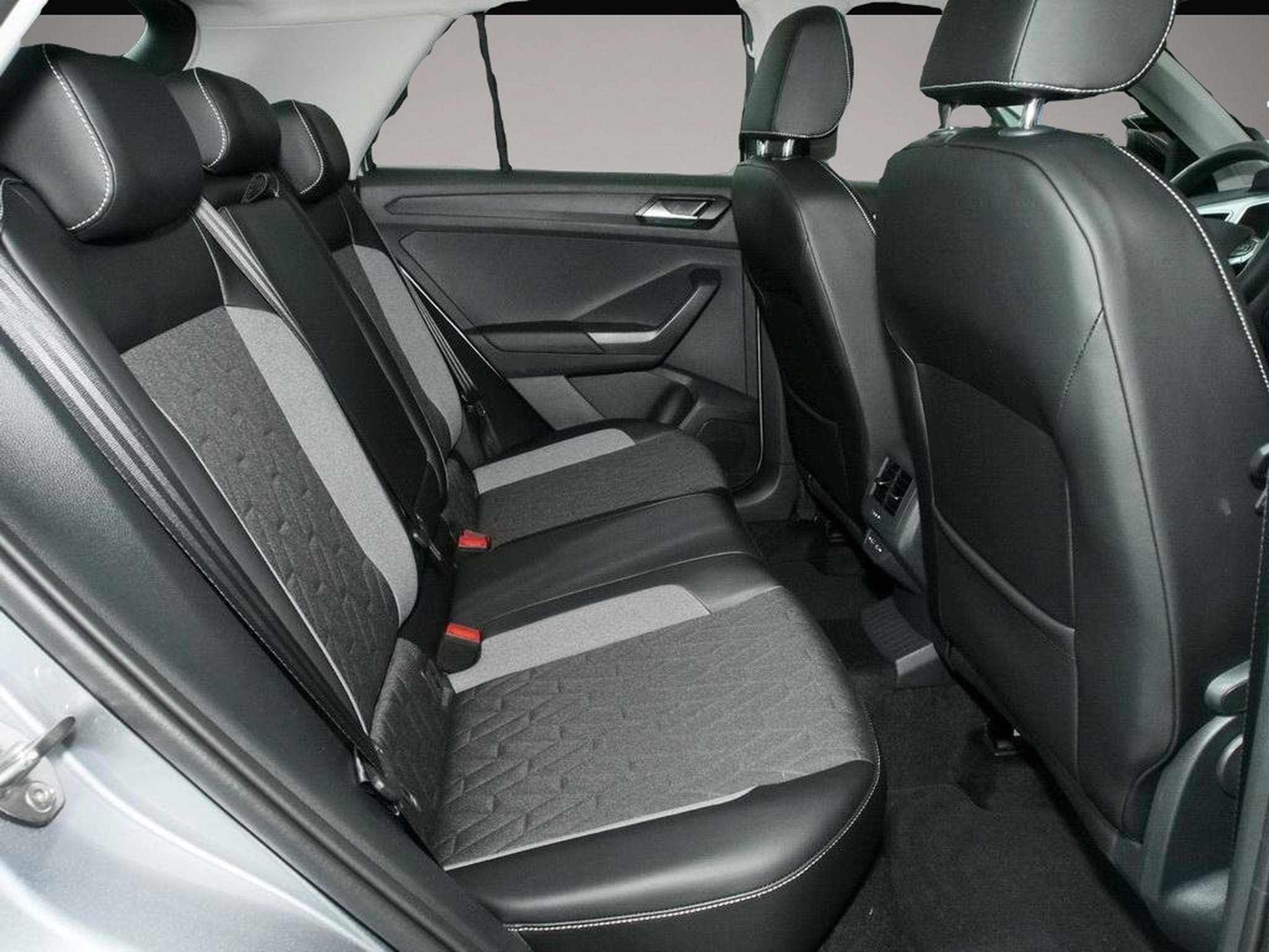 VW T-Roc (2025) - Photo 5