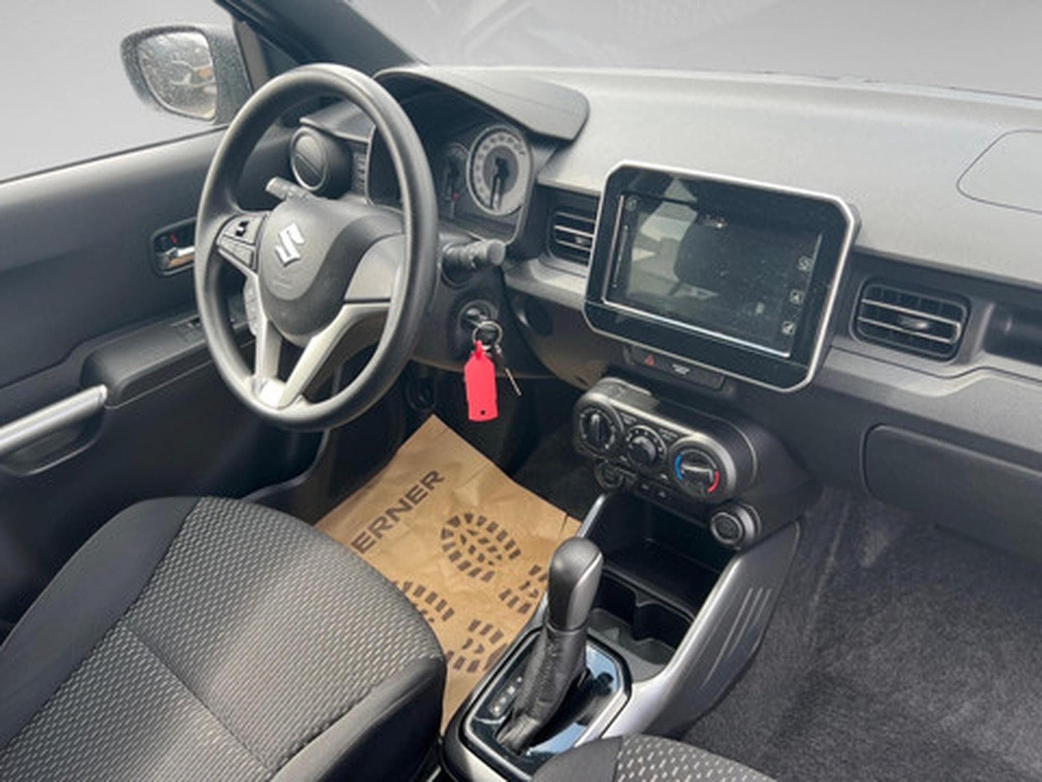 Suzuki Ignis IGNIS (2021) - Photo 20