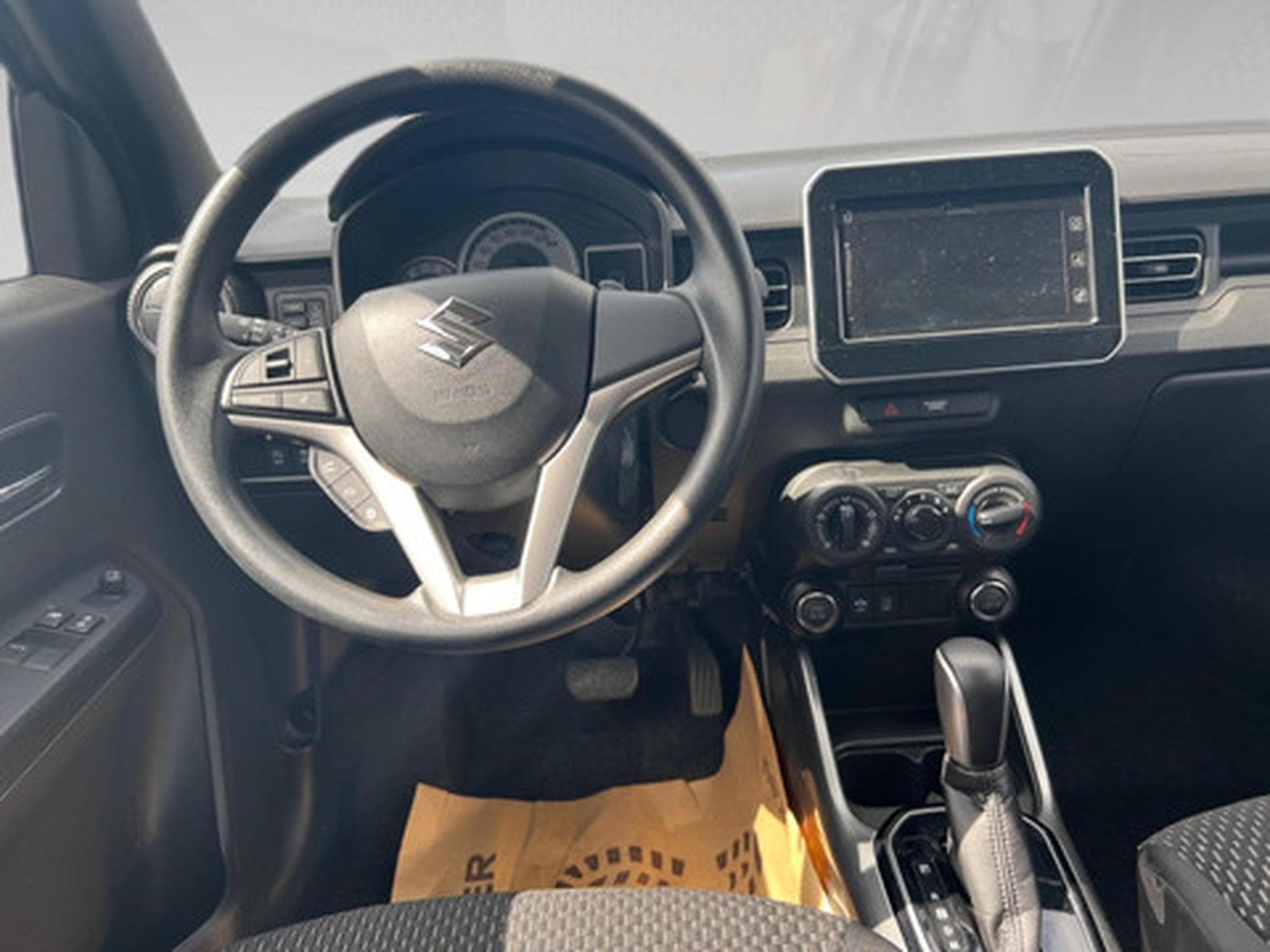 Suzuki Ignis IGNIS (2021) - Photo 21