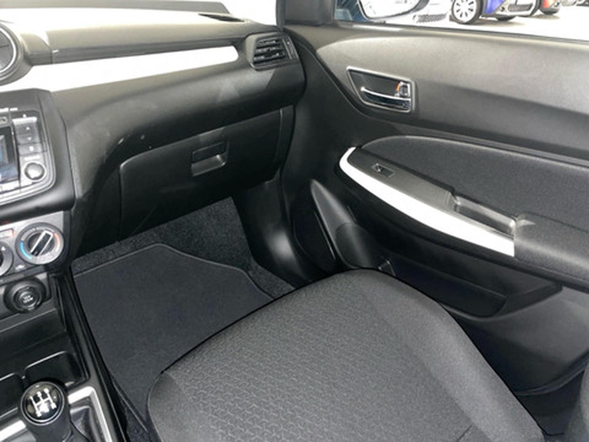 Suzuki Swift 1.2 Grand Luxe (2021) - Foto 9