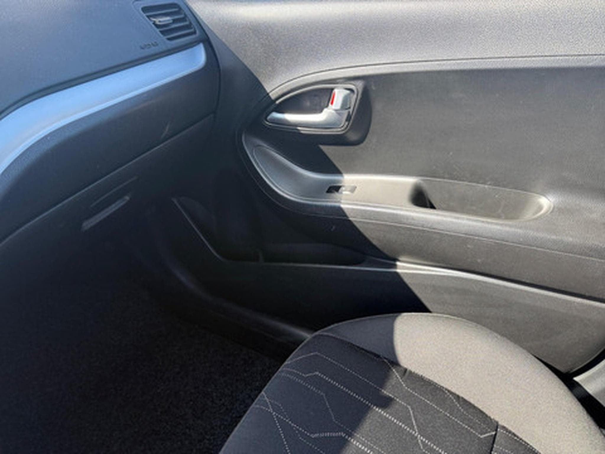 Kia Picanto 1.2 (2016) - Photo 9