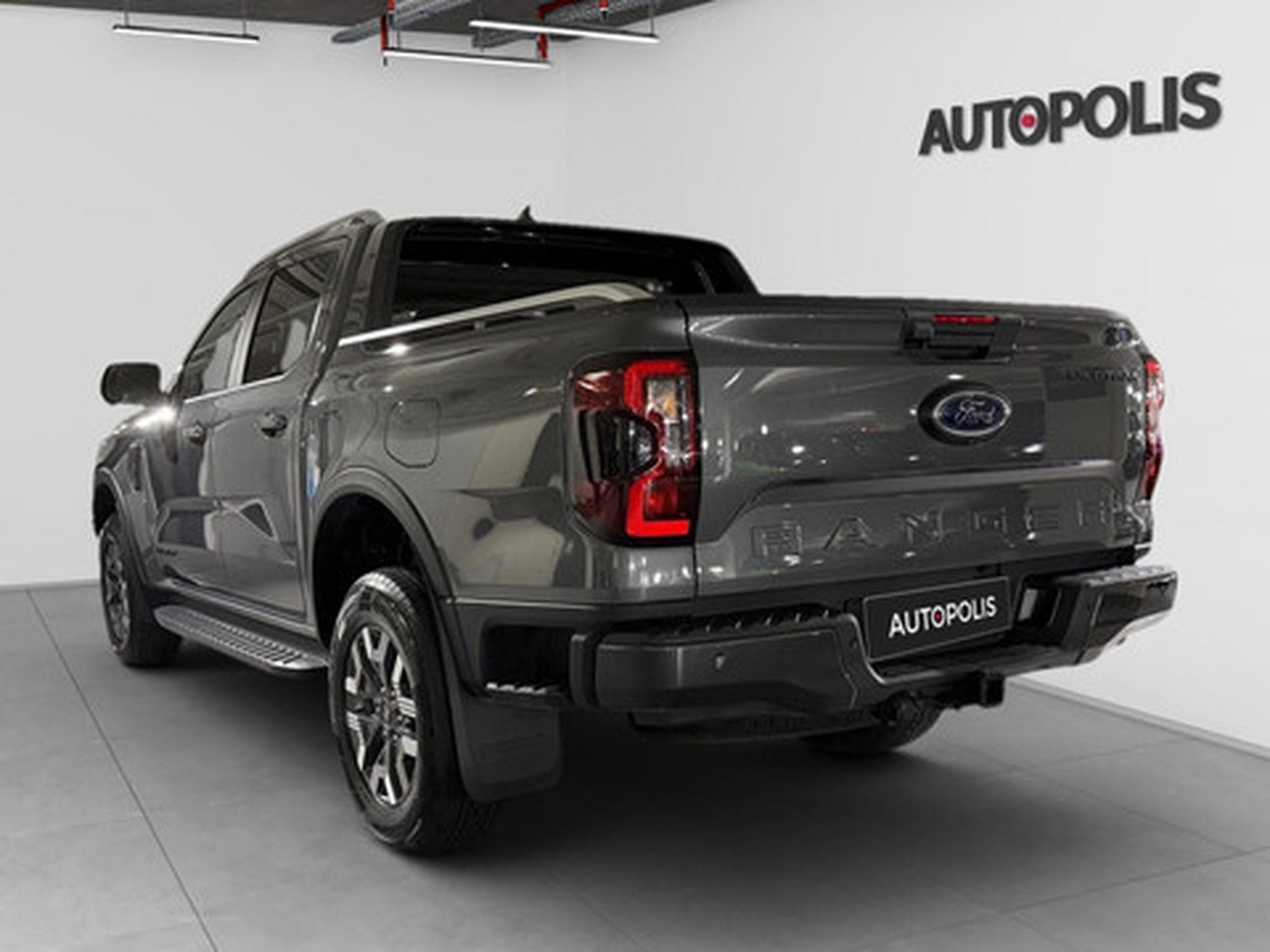 Ford Ranger 2.3i PHEV 207kW Aut. 4x4 Wildtrak (2026) - Photo 18