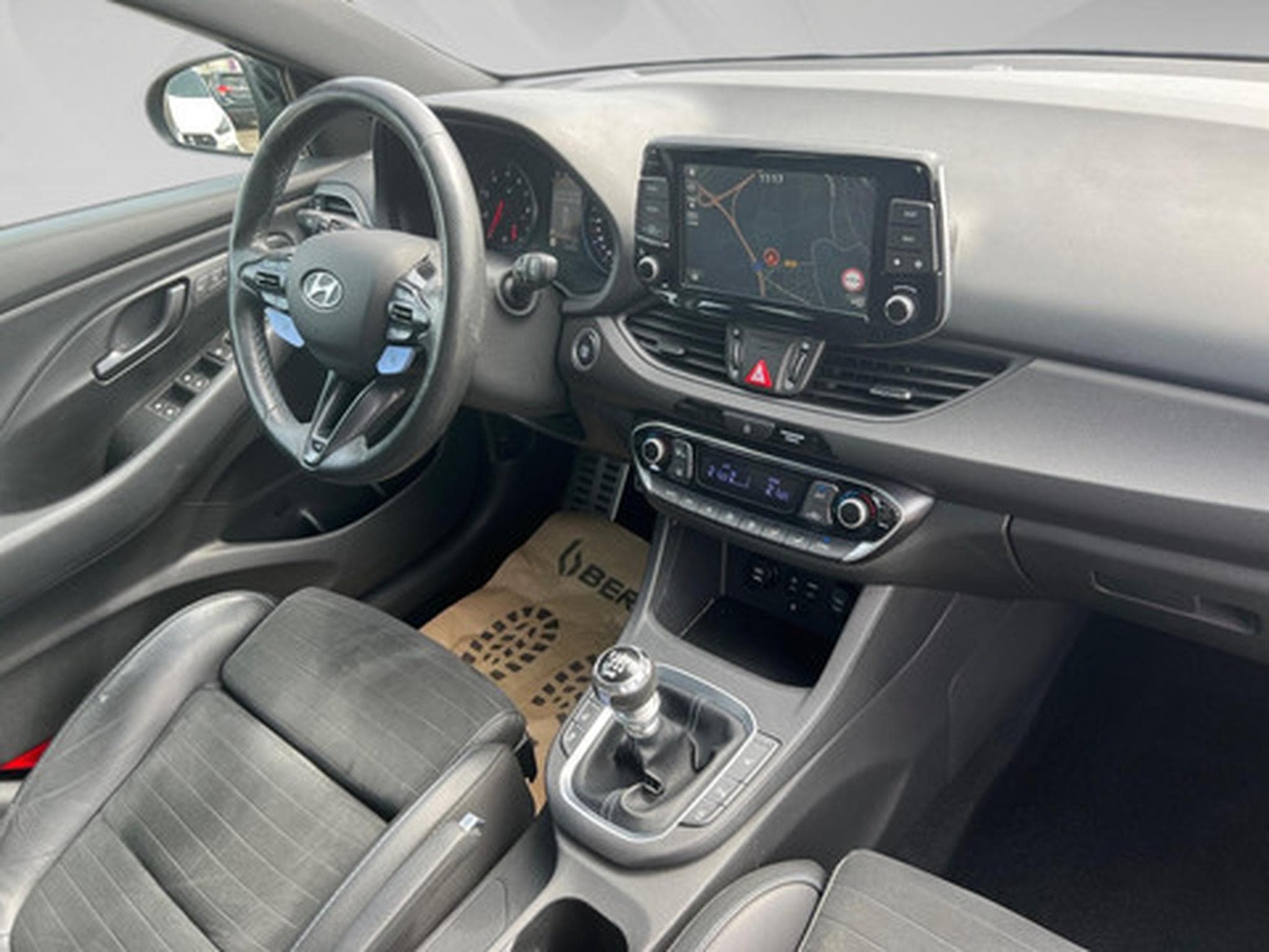 Hyundai i30 N 2.0 T-GDi 202kW N Performance Pack (2020) - Photo 11