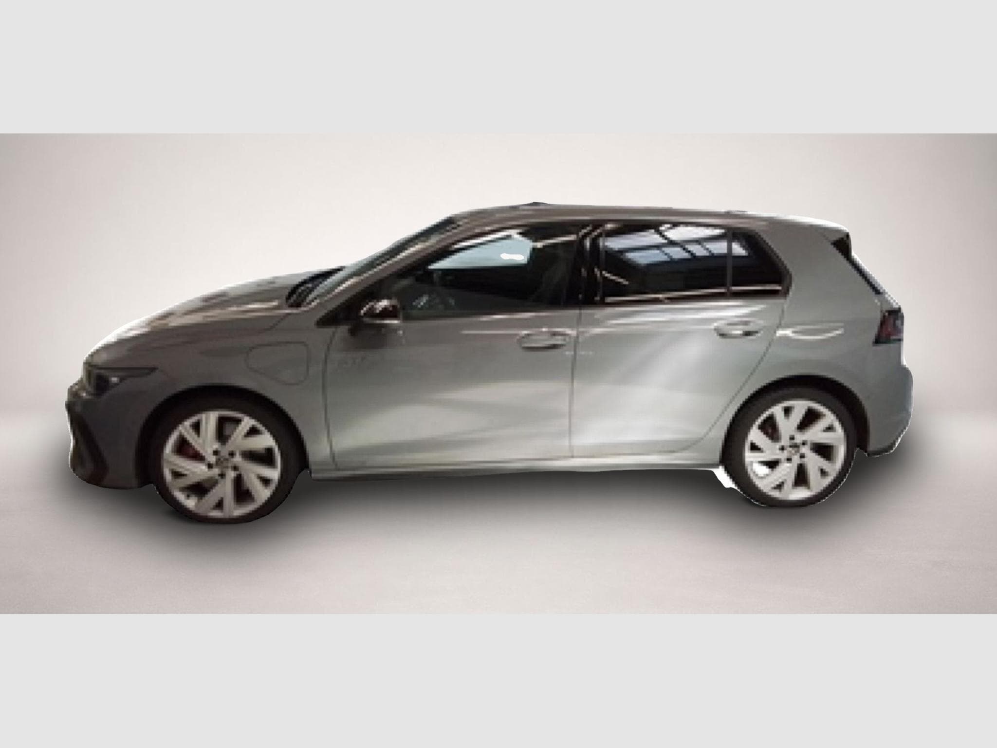 VW Golf (2025) - Photo 1