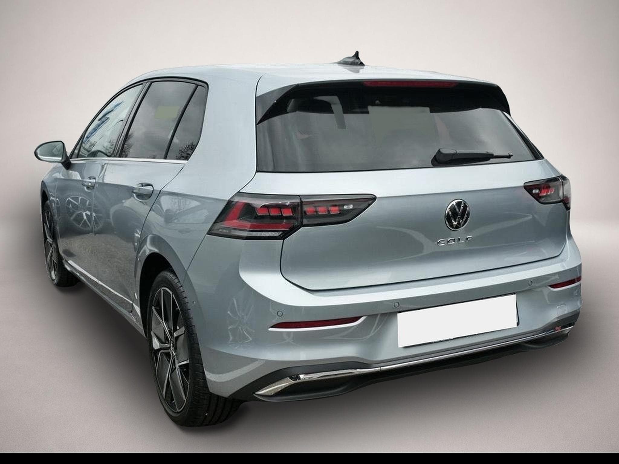 VW Golf (2024) - Photo 2