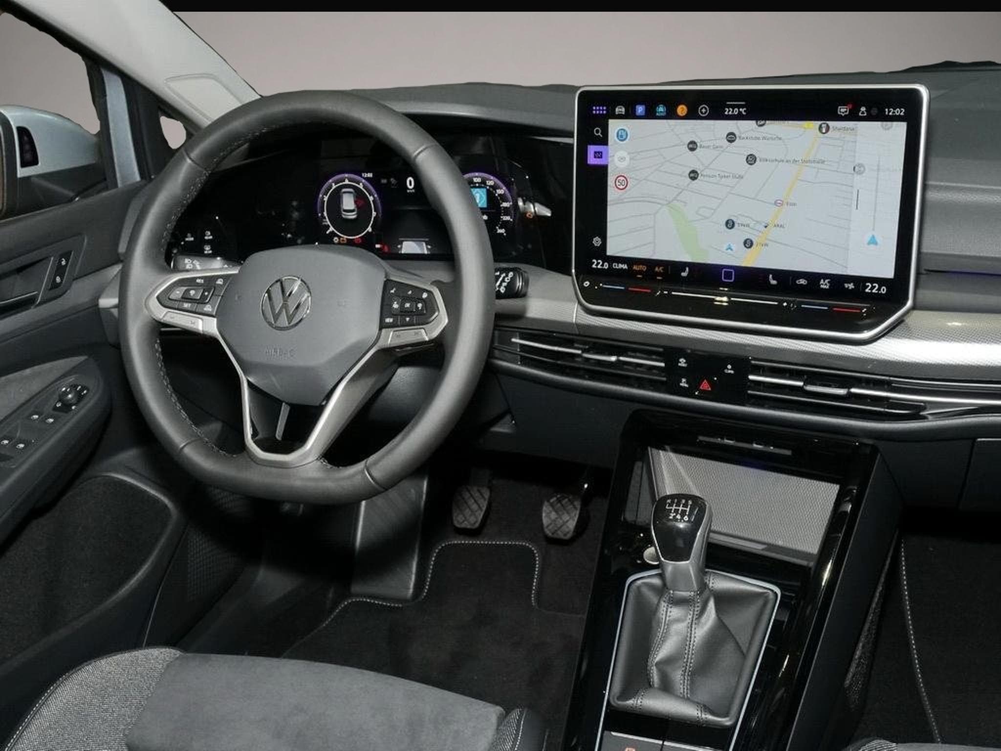 VW Golf (2024) - Photo 3