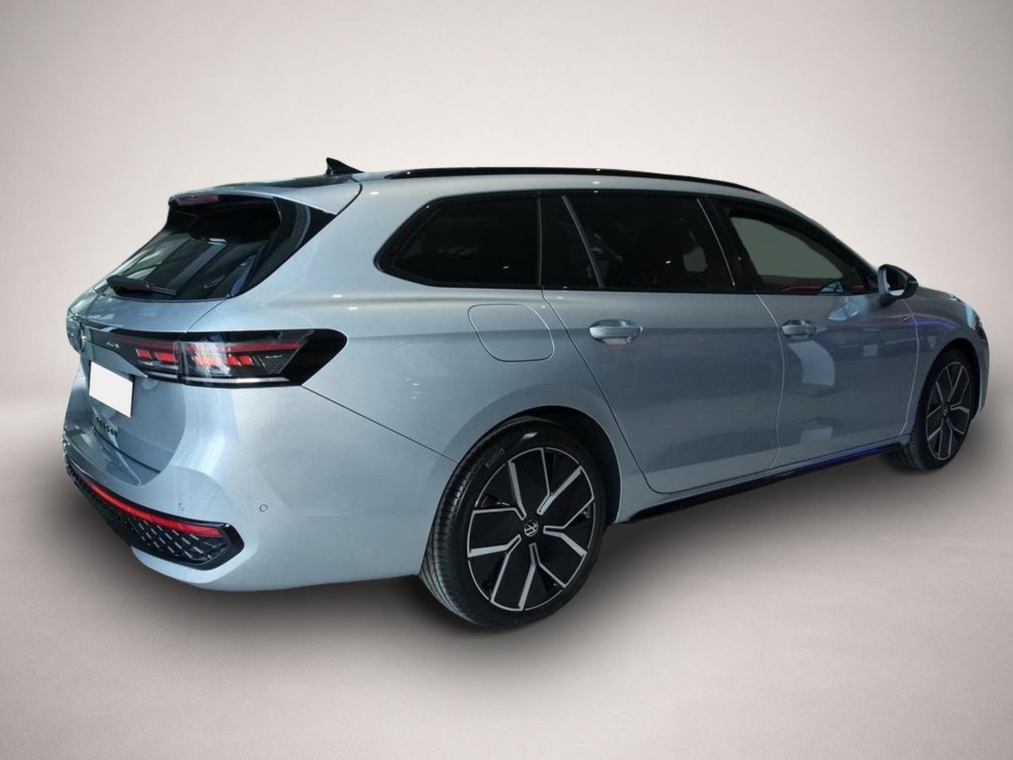 VW Passat (2025) - Photo 2
