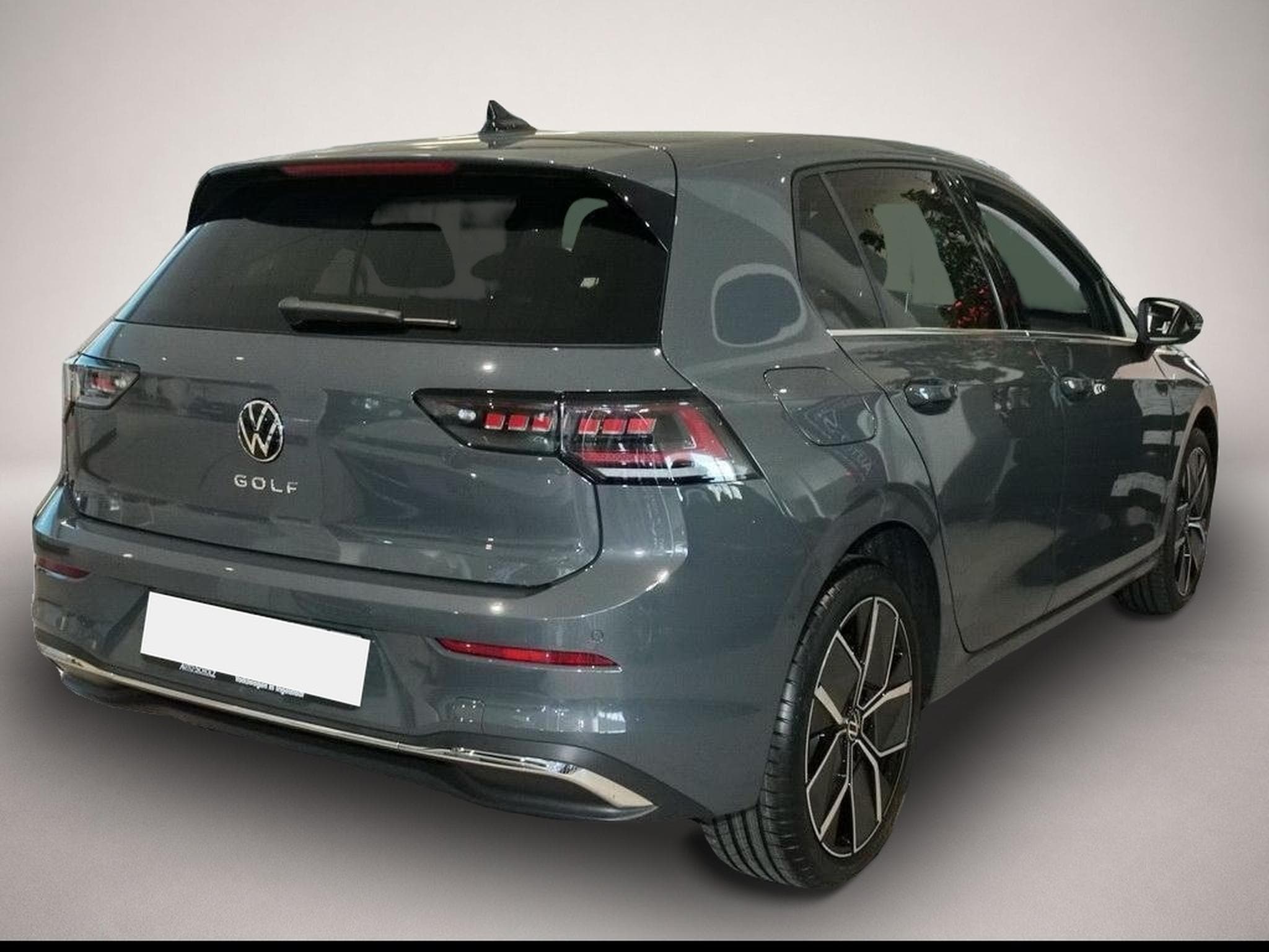 VW Golf (2024) - Photo 2