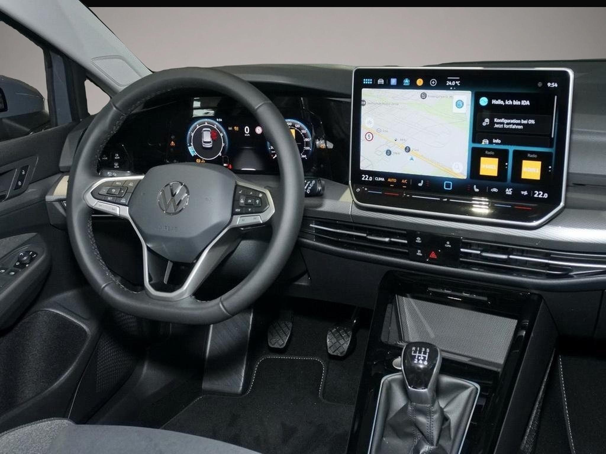 VW Golf (2024) - Photo 3