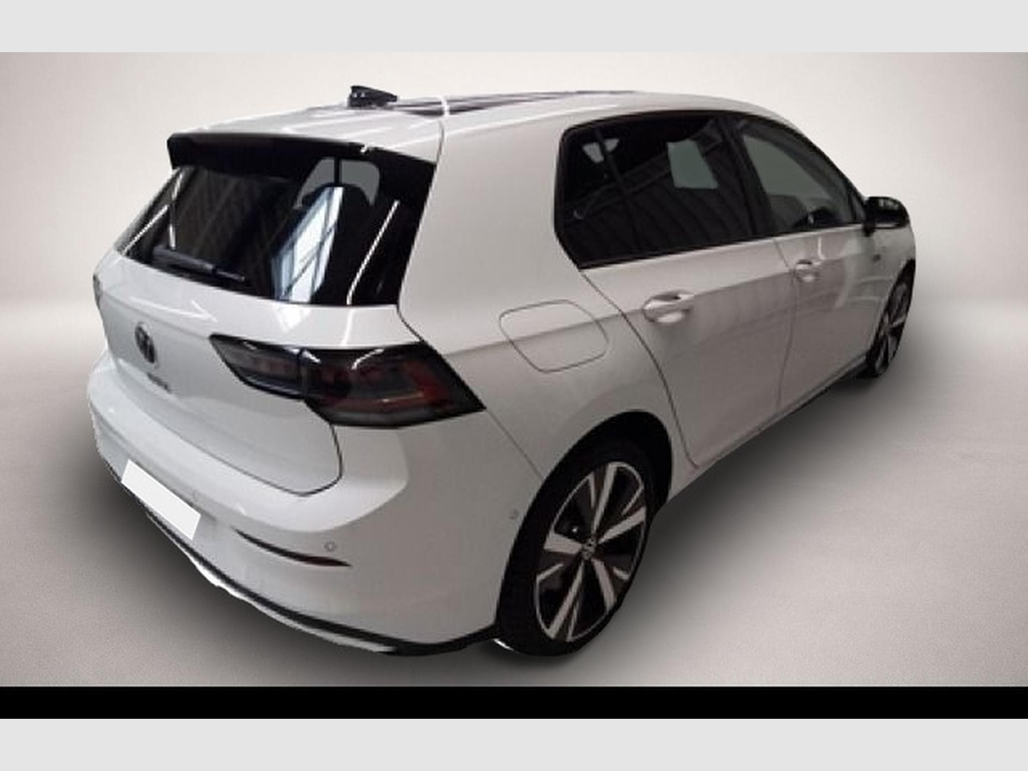 VW Golf (2025) - Photo 2
