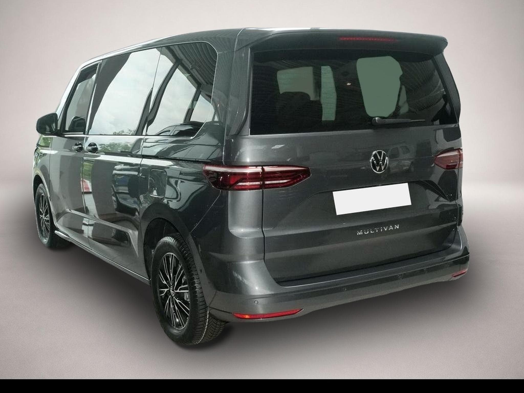 VW Multivan (2024) - Photo 2