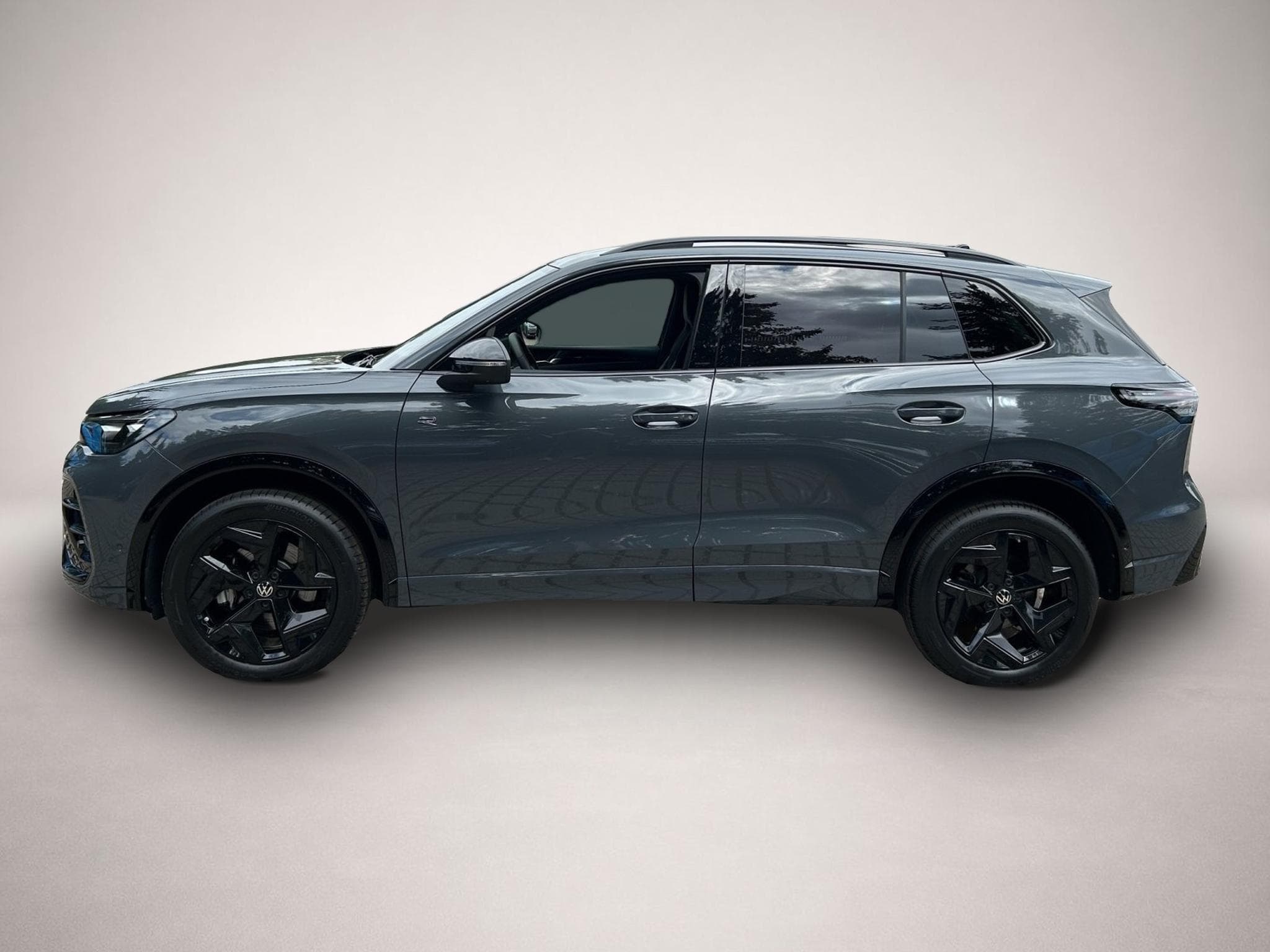 VW Tiguan (2025) - Photo 4