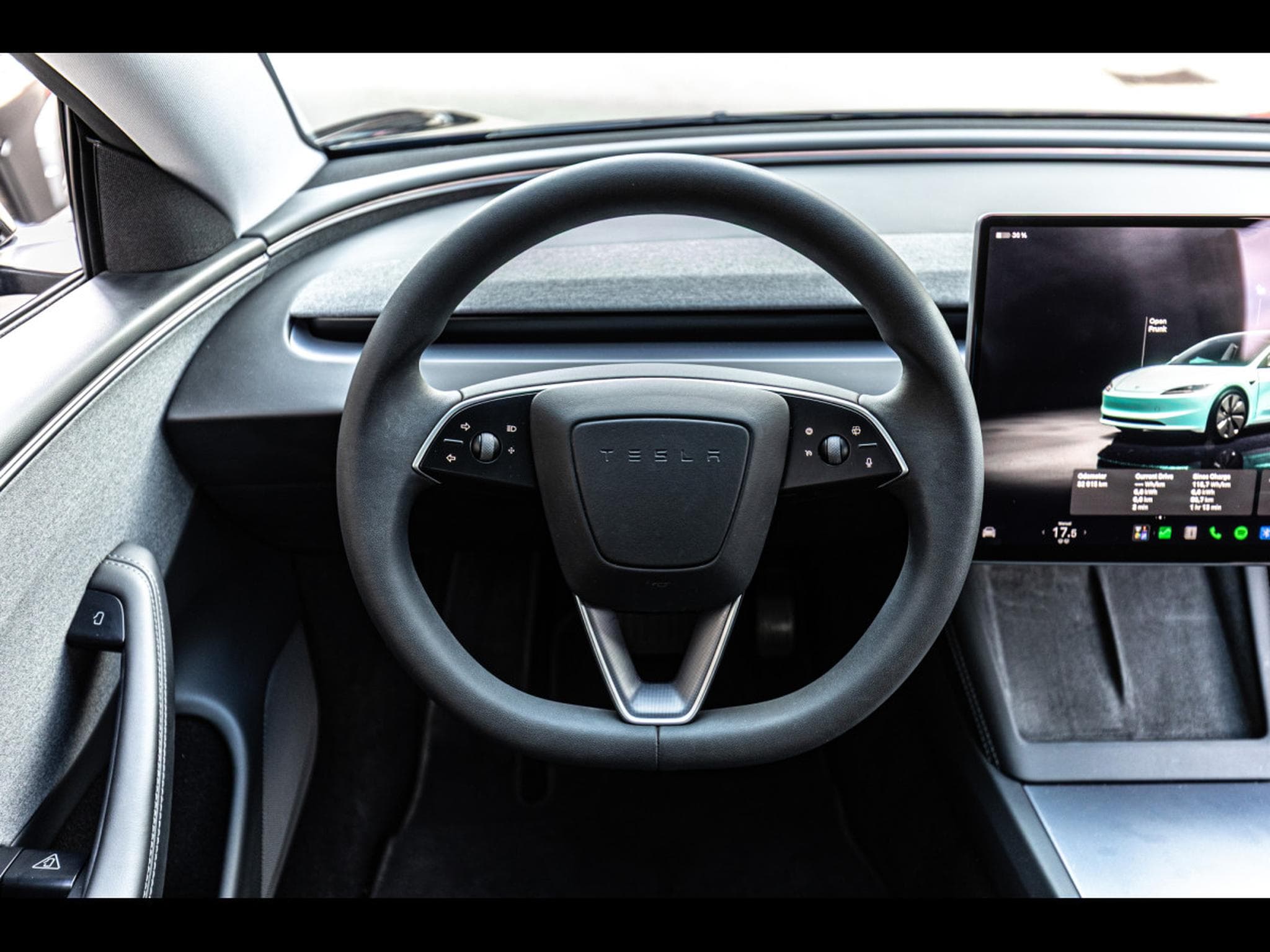 Tesla Model 3 HIGHLAND PREMIUM RWD - AUTOPILOT - BLACK (2025) - Foto 12