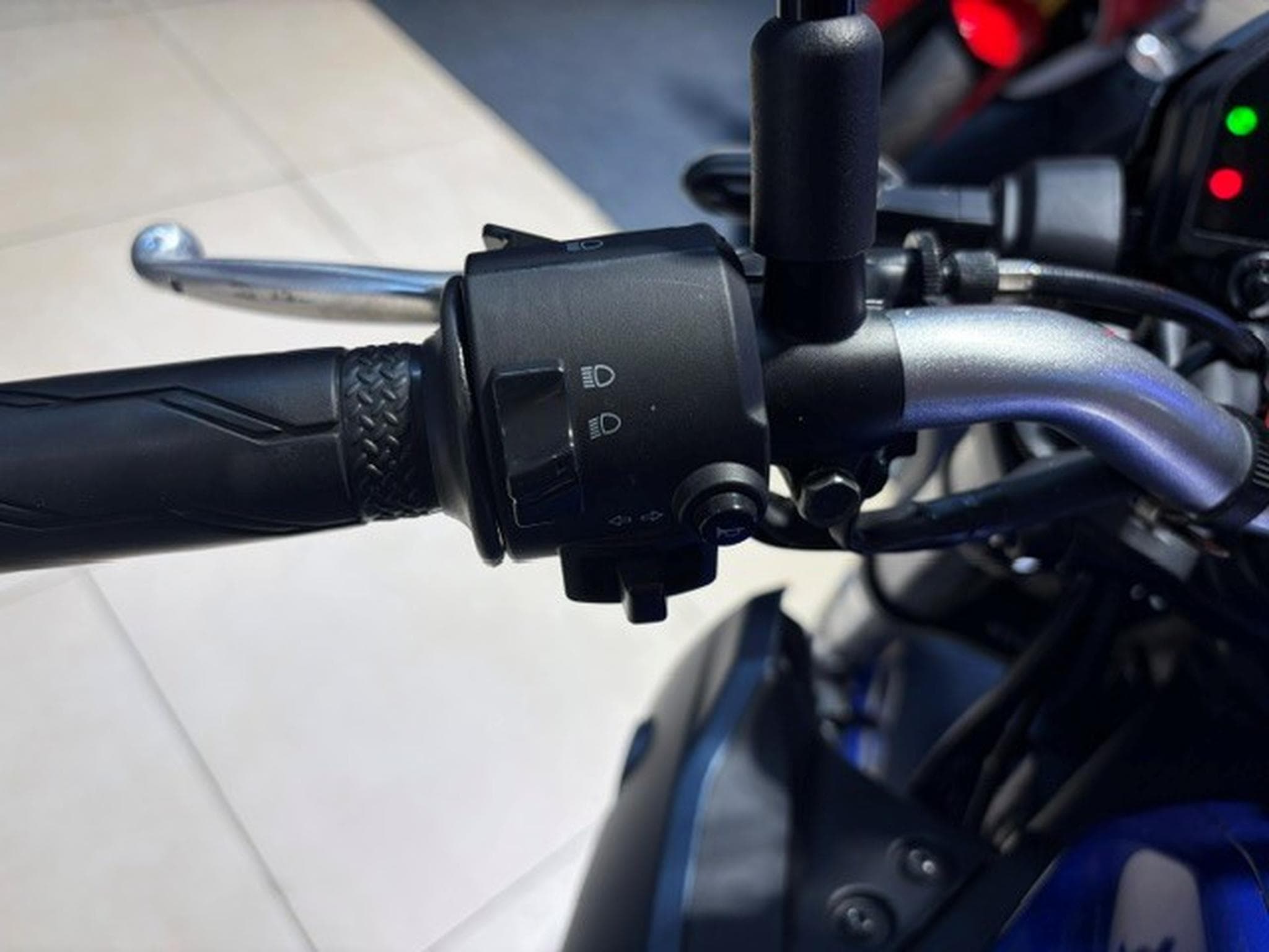 Yamaha MT03 (2023) - Photo 10