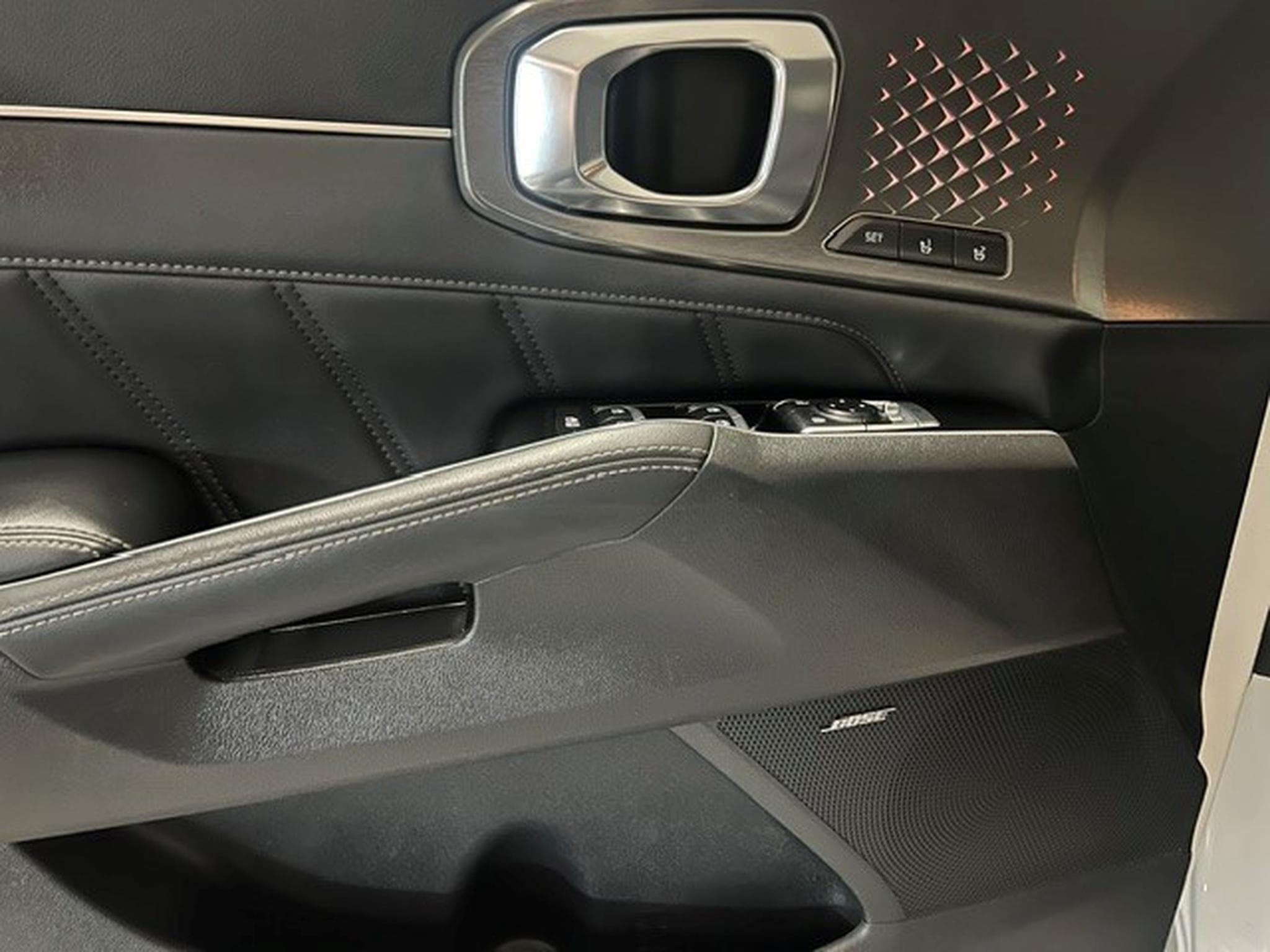 Kia Sorento 1.6 TGDI PLATINUM PLUG-IN HYBRID RECHEARGEABLE 4WD AUT (2021) - Photo 10