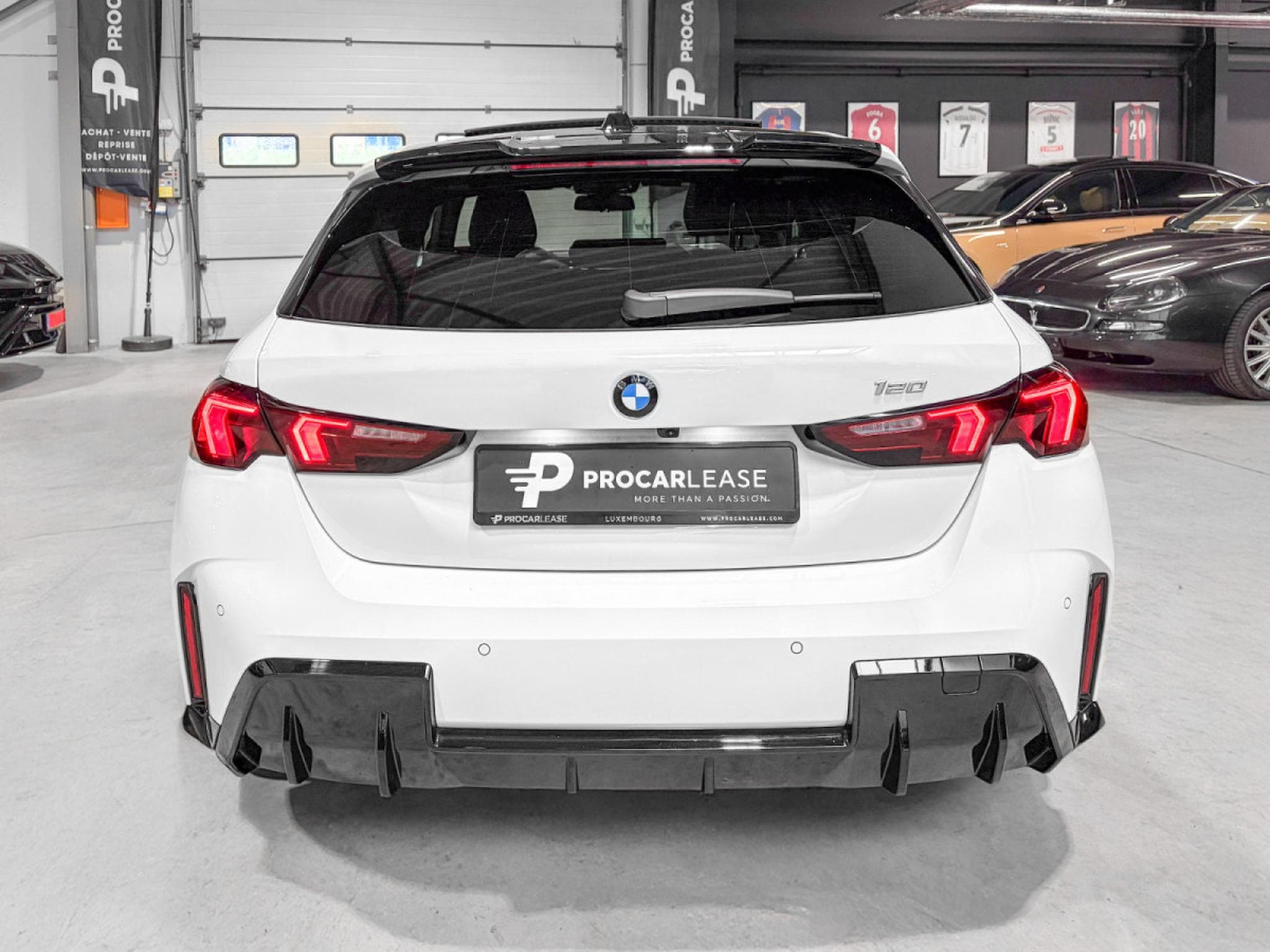 BMW 120 120 i Limousine 120 M Sport/Mild Hybride (2025) - Photo 15