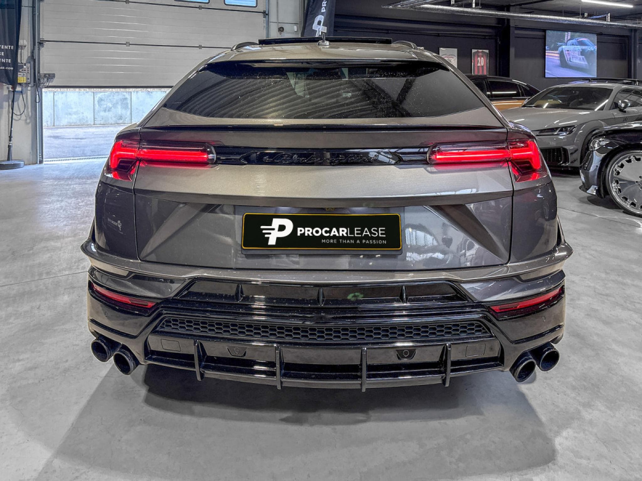 Lamborghini Urus URUS S | Bang & Olufsen 3D | Carbone | 23" (2023) - Photo 15