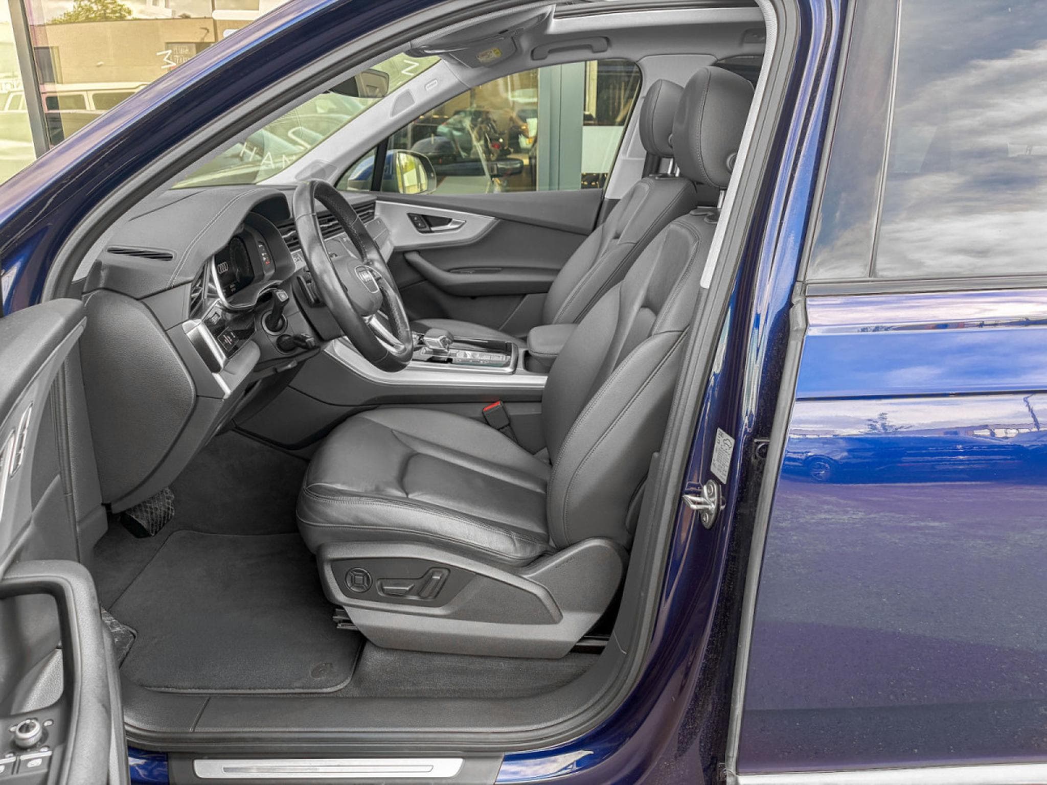 Audi Q7 Q7 55 TFSI e quattro/B&O/PANO/19/STHZ/HUP/MATRIX/AHK (2022) - Photo 13
