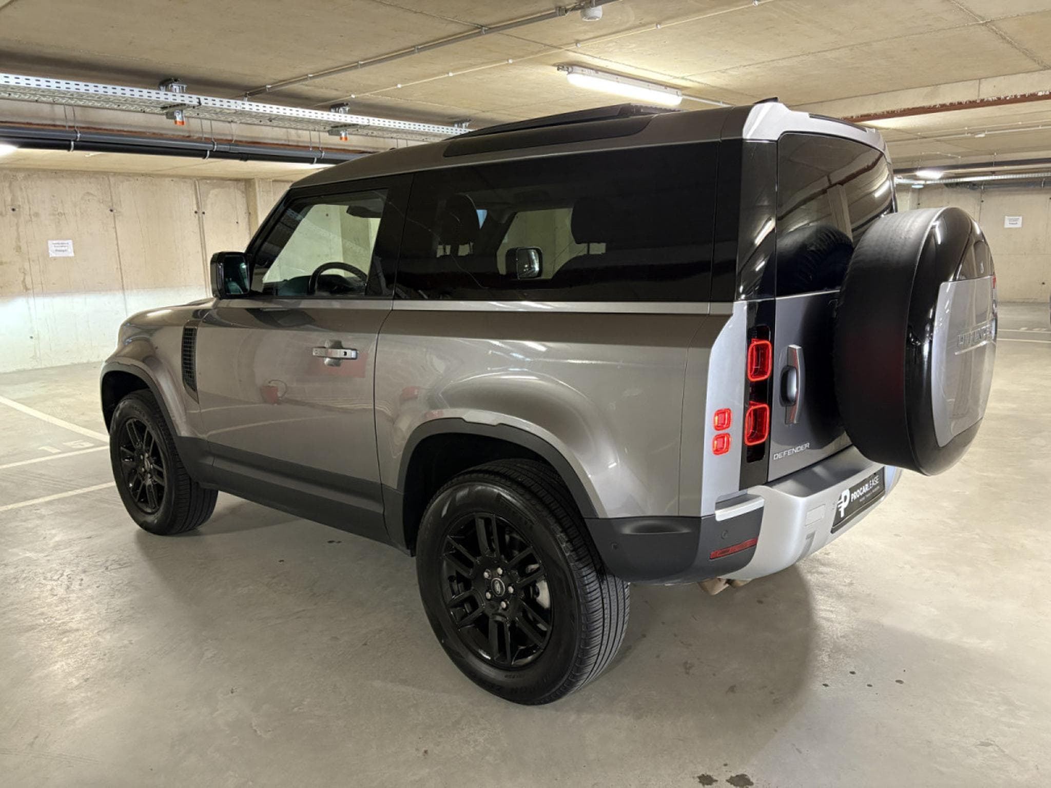 Land-Rover Defender DEFENDER 90 S 3.0 D200/ PANORAMA/ APPLE CAR PLAY/ (2023) - Photo 15