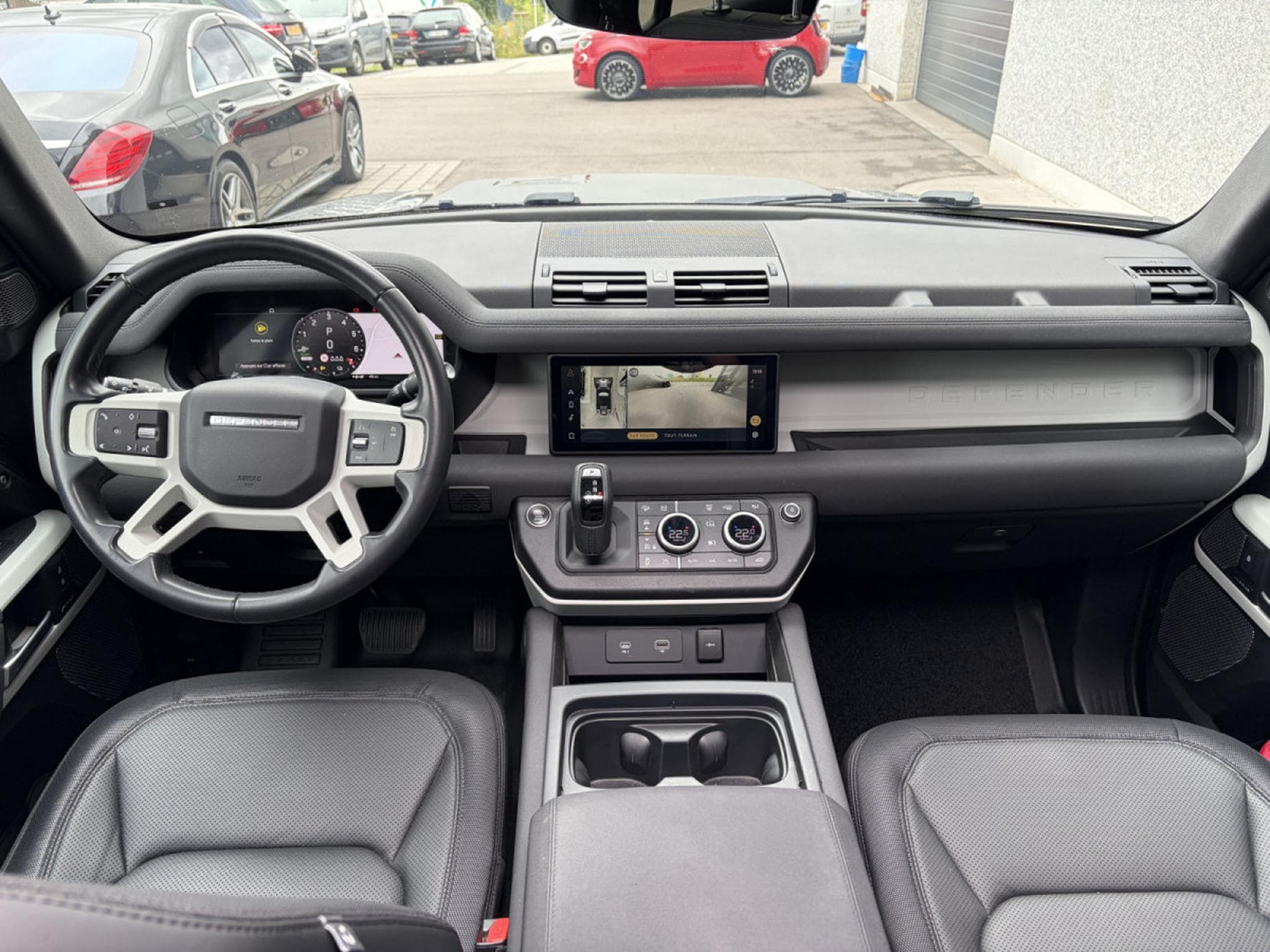 Land-Rover Defender Defender 110 P300 Hybrid X-Dynamic SE/CARPATHIAN (2023) - Photo 12