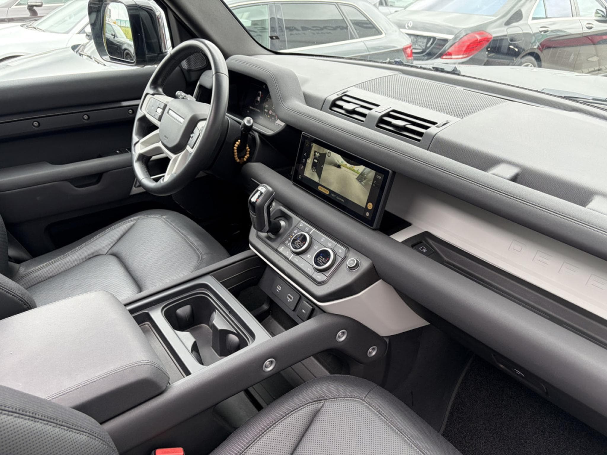 Land-Rover Defender Defender 110 P300 Hybrid X-Dynamic SE/CARPATHIAN (2023) - Photo 2