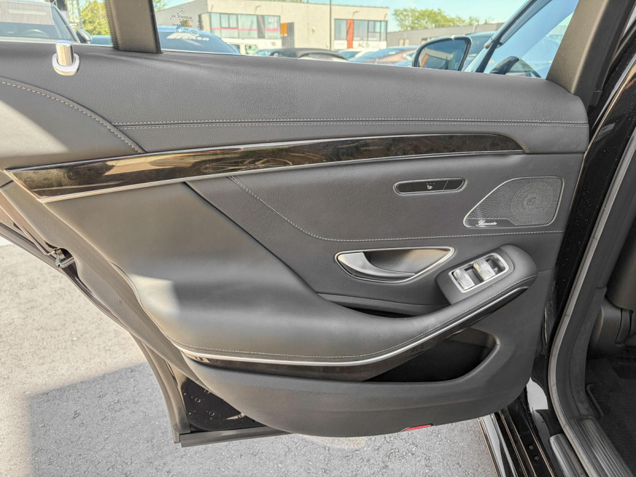 Mercedes S 400 Limousine S 400 Hybrid/HUD/Burmester/TV-Tuner/360°/19 (2014) - Photo 11