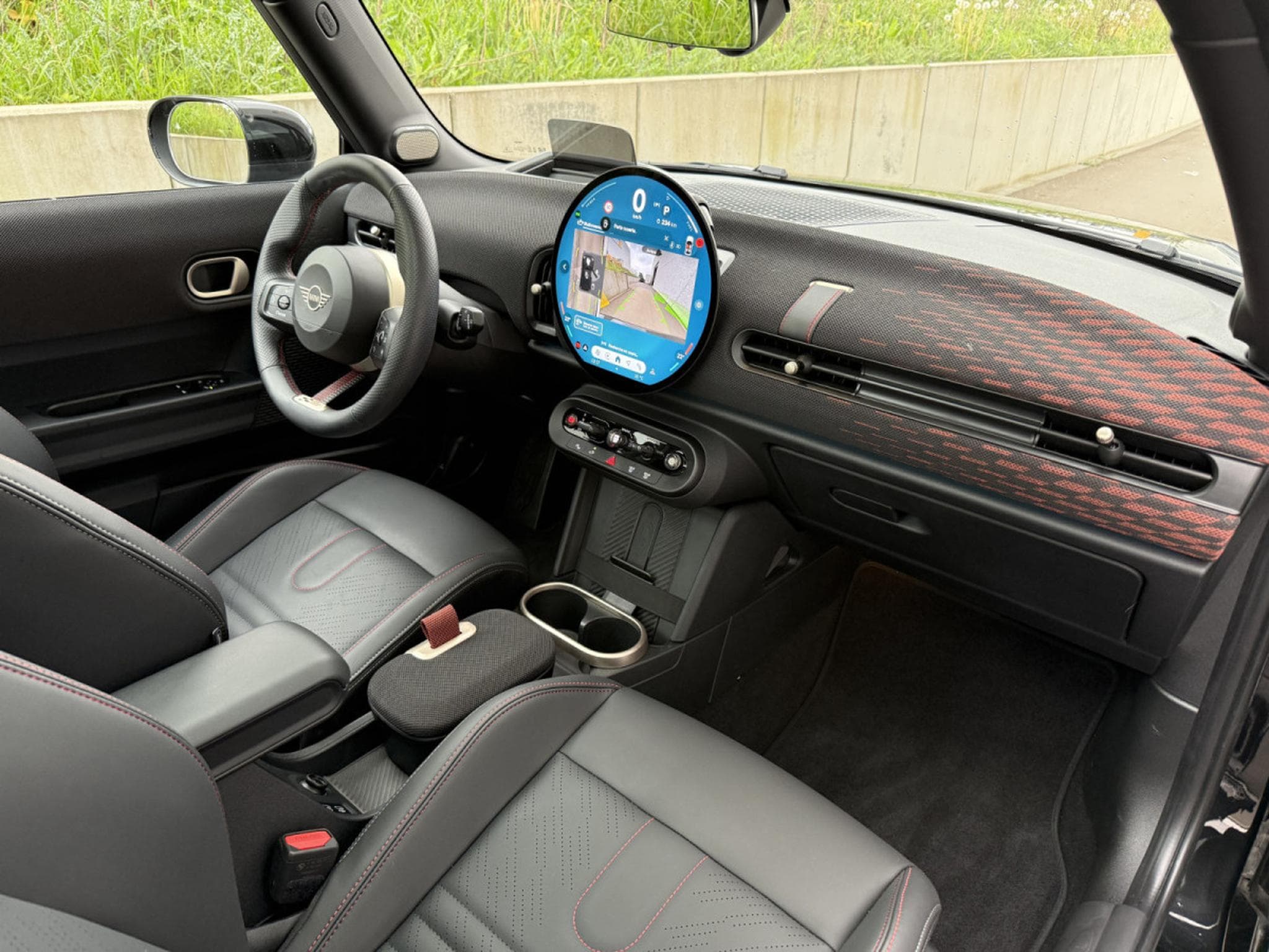 Mini Cooper Cooper C/John Cooper Works/17/HEADUP/PANORAMA/YOURS/VOLL (2024) - Photo 18
