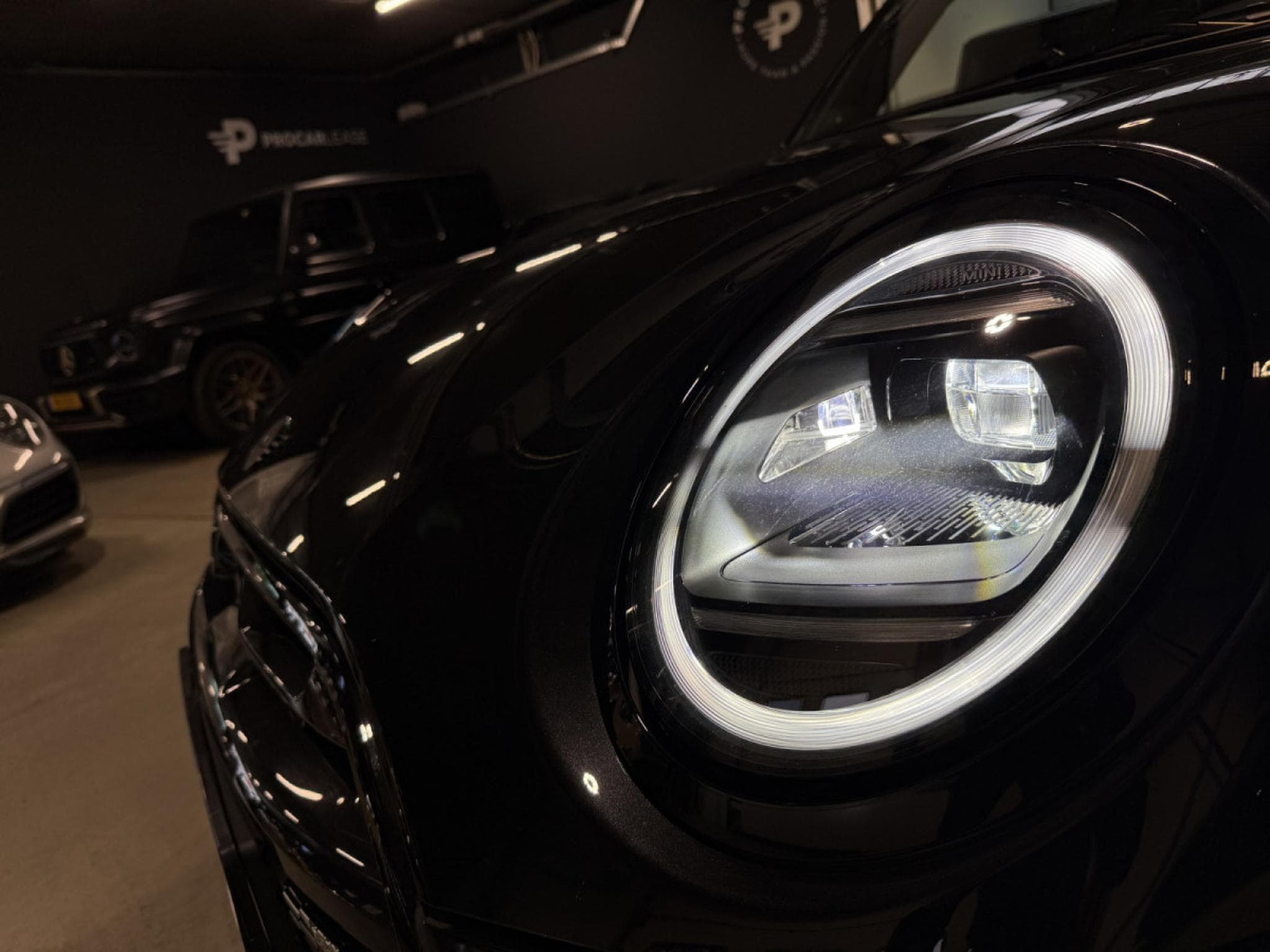 Mini Cooper Cooper C/John Cooper Works/17/HEADUP/PANORAMA/YOURS/VOLL (2024) - Photo 21