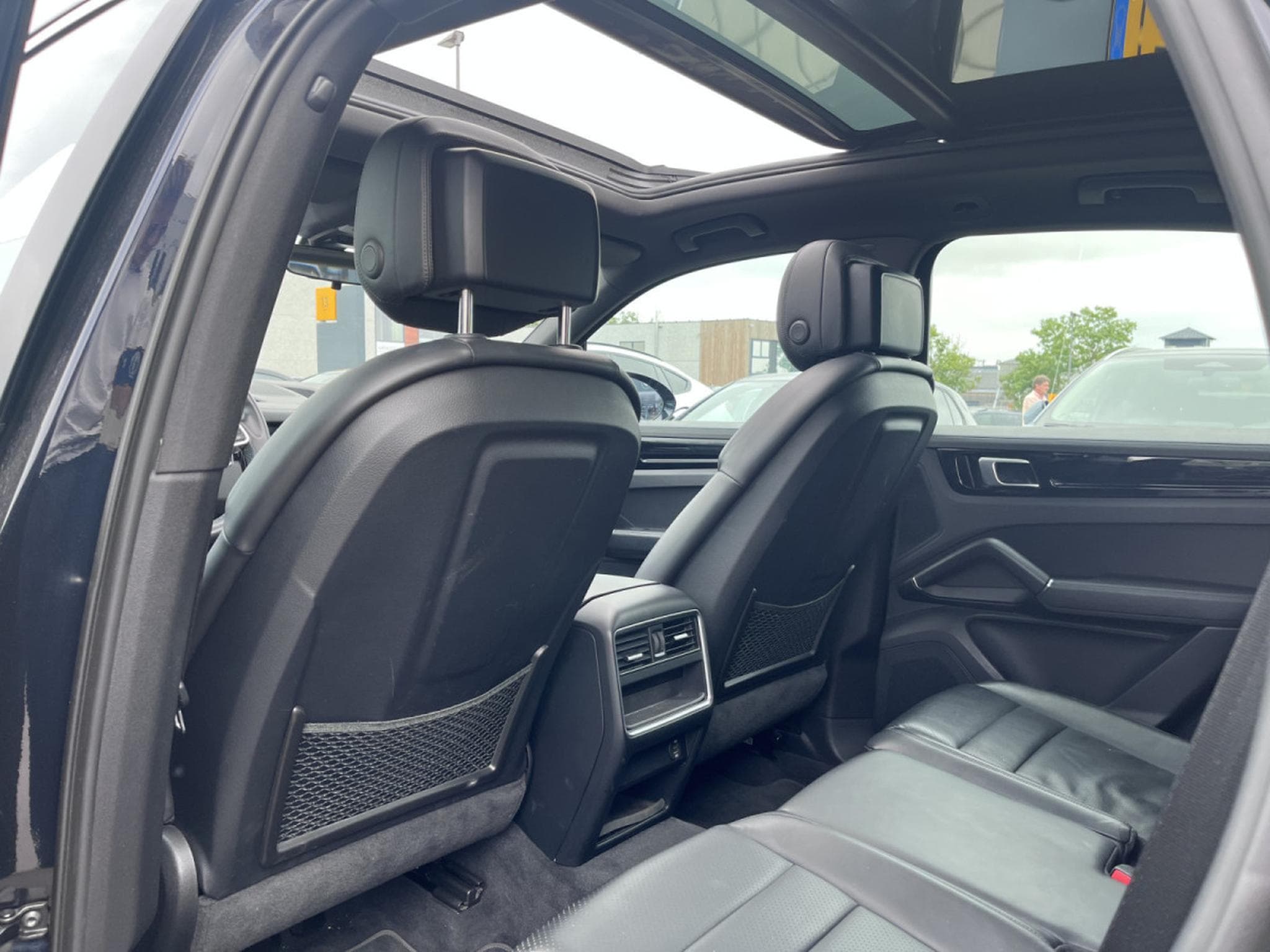 Porsche Cayenne 3.0 V6/PANORAMA/KAMERA/21/1ST H/VOLL SERVICE PORSCHE (2018) - Photo 21
