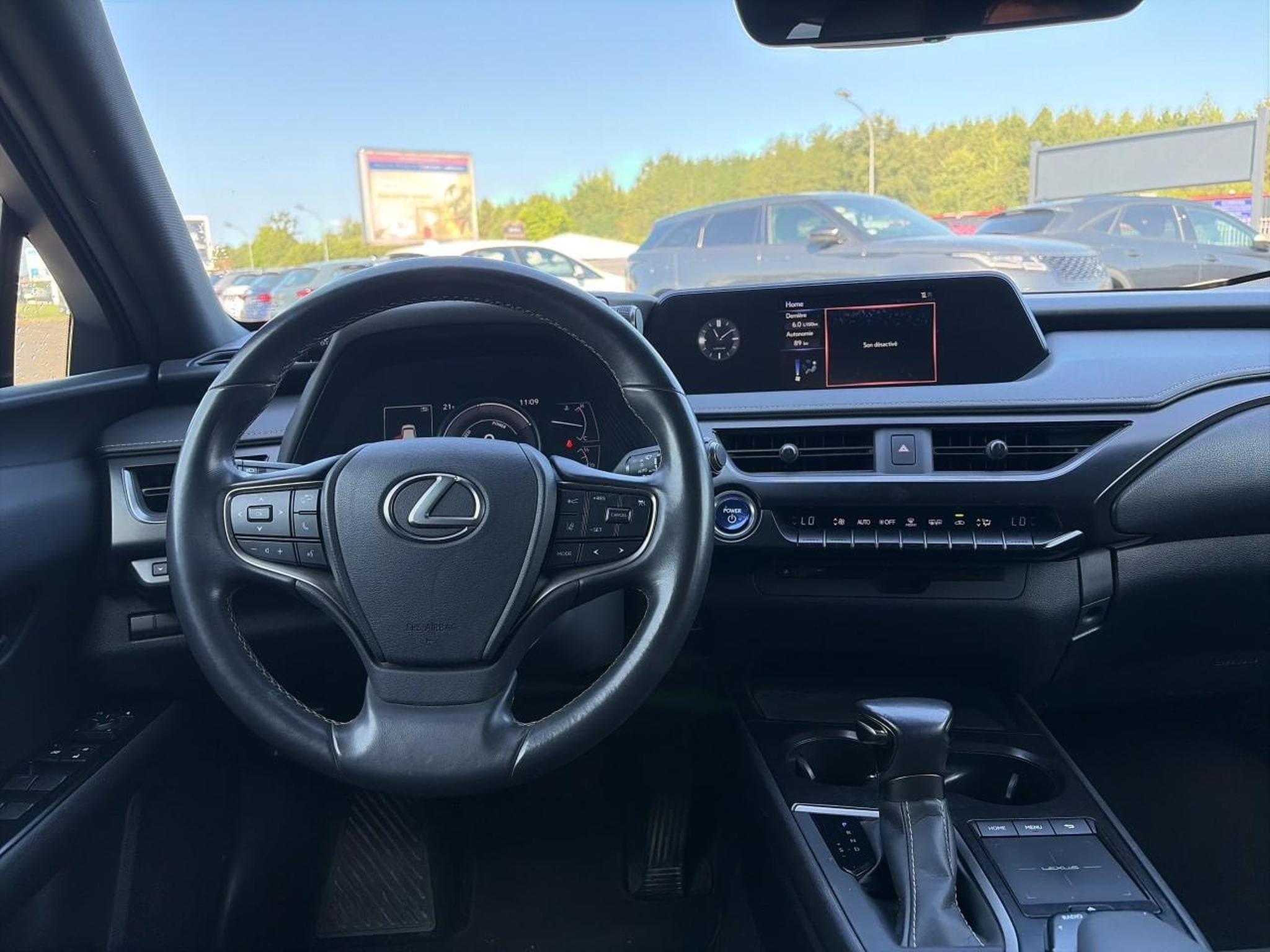 Lexus UX 250H 2WD EXECUTIVE (2021) - Photo 17