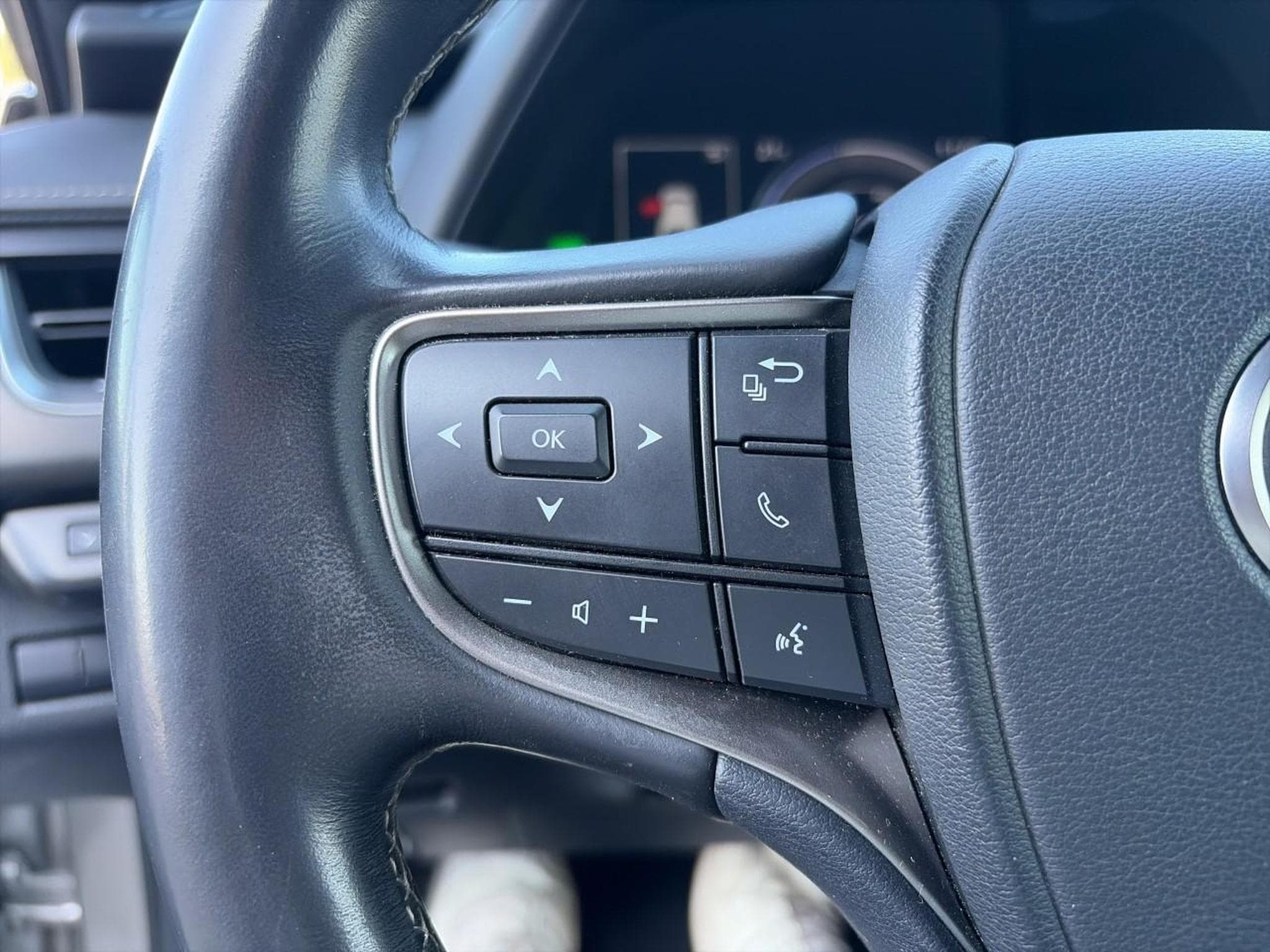 Lexus UX 250H 2WD EXECUTIVE (2021) - Photo 19