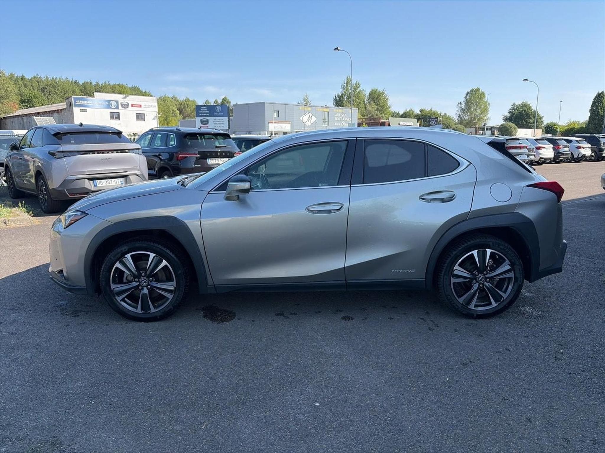 Lexus UX 250H 2WD EXECUTIVE (2021) - Photo 8