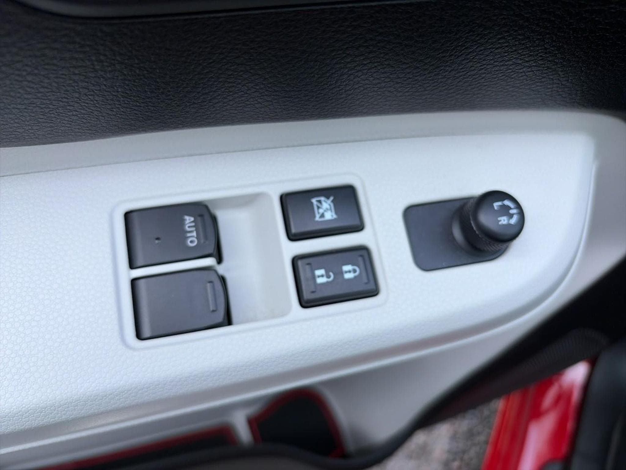 Suzuki IGNIS 1.2 DUALJET 90 AVANTAGE D-T (2019) - Photo 10