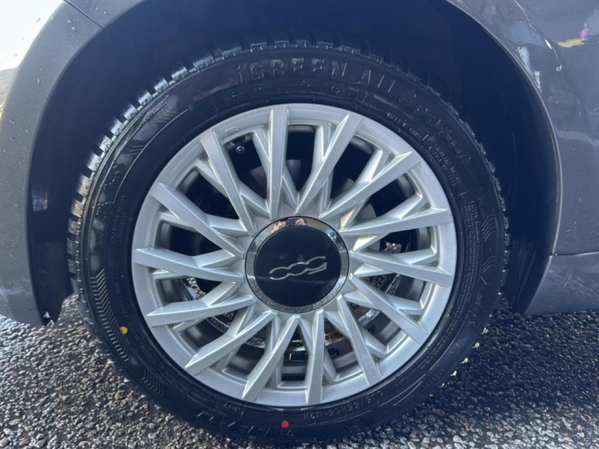 Fiat 500 1.2 8V 69 LOUNGE (2017) - Photo 10