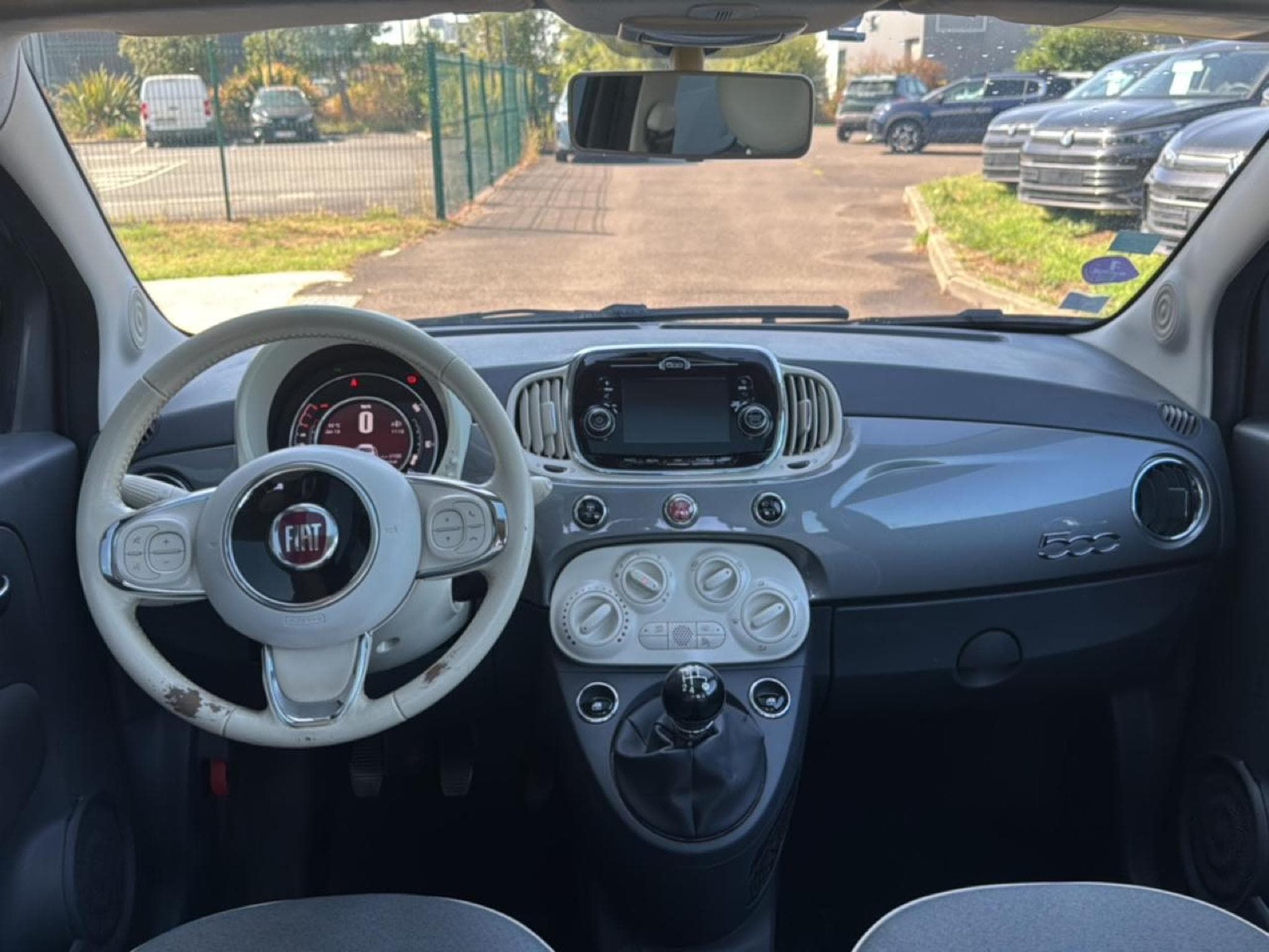 Fiat 500 1.2 8V 69 LOUNGE (2017) - Photo 17