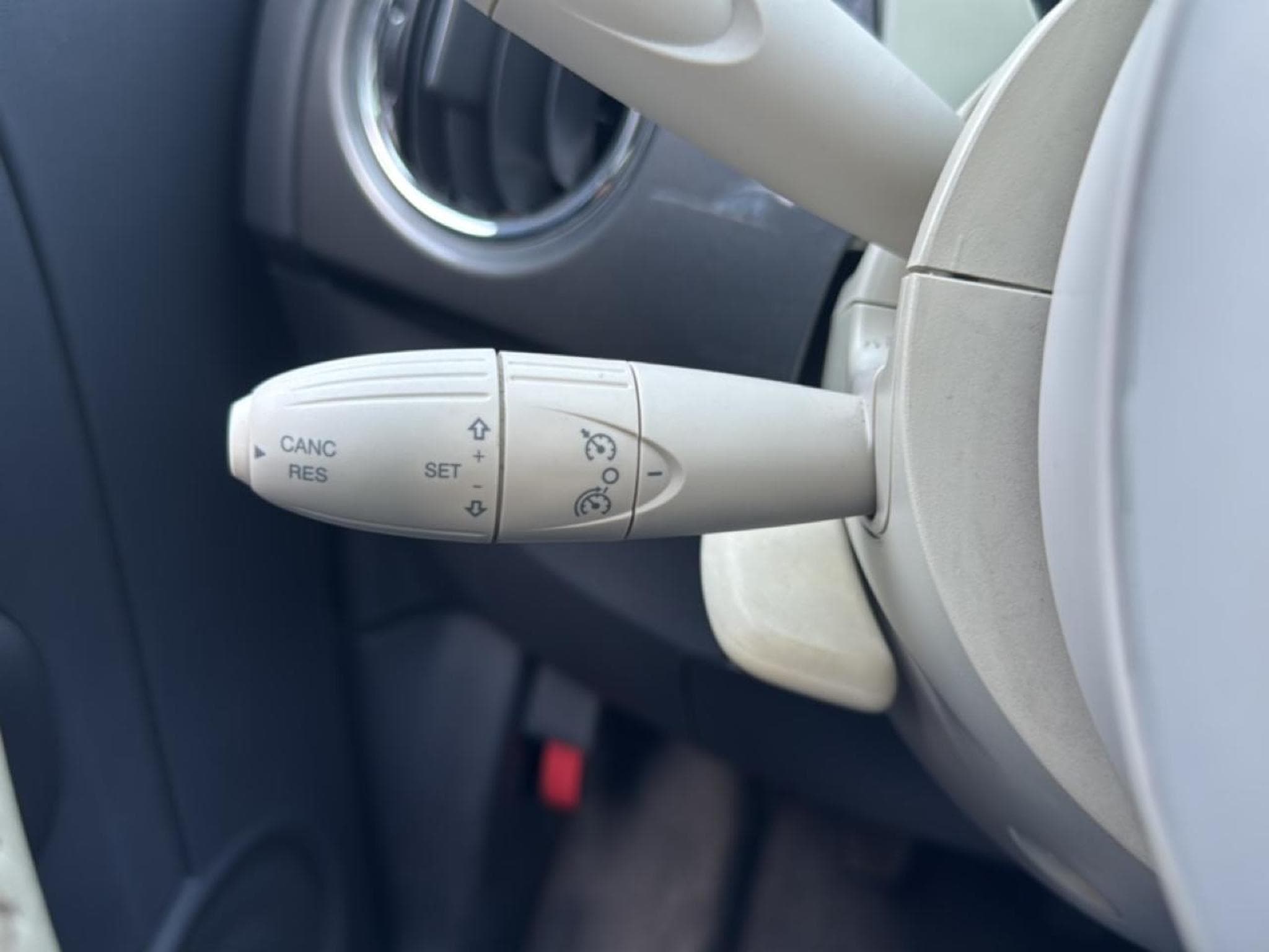Fiat 500 1.2 8V 69 LOUNGE (2017) - Photo 20