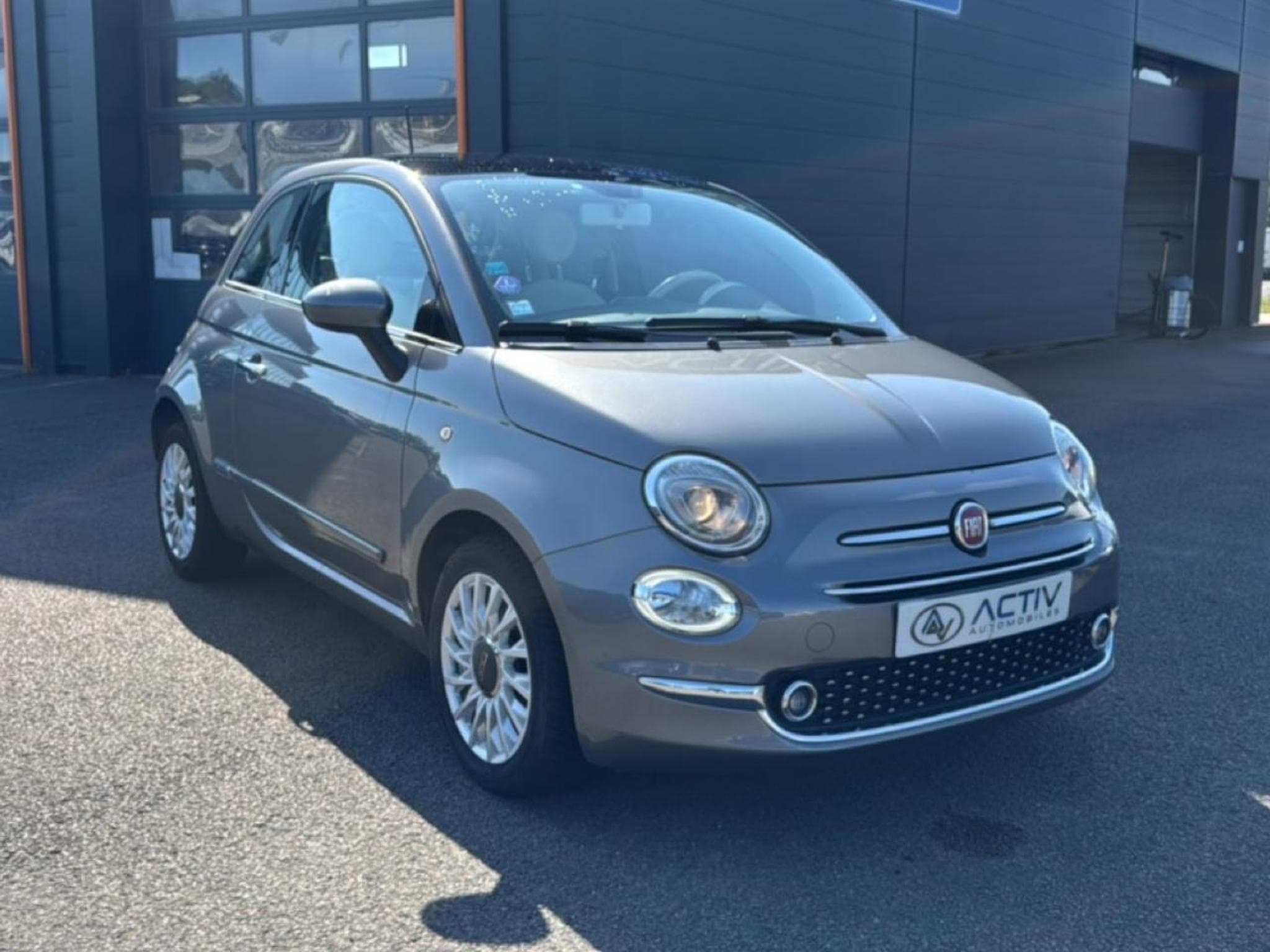 Fiat 500 1.2 8V 69 LOUNGE (2017) - Photo 3