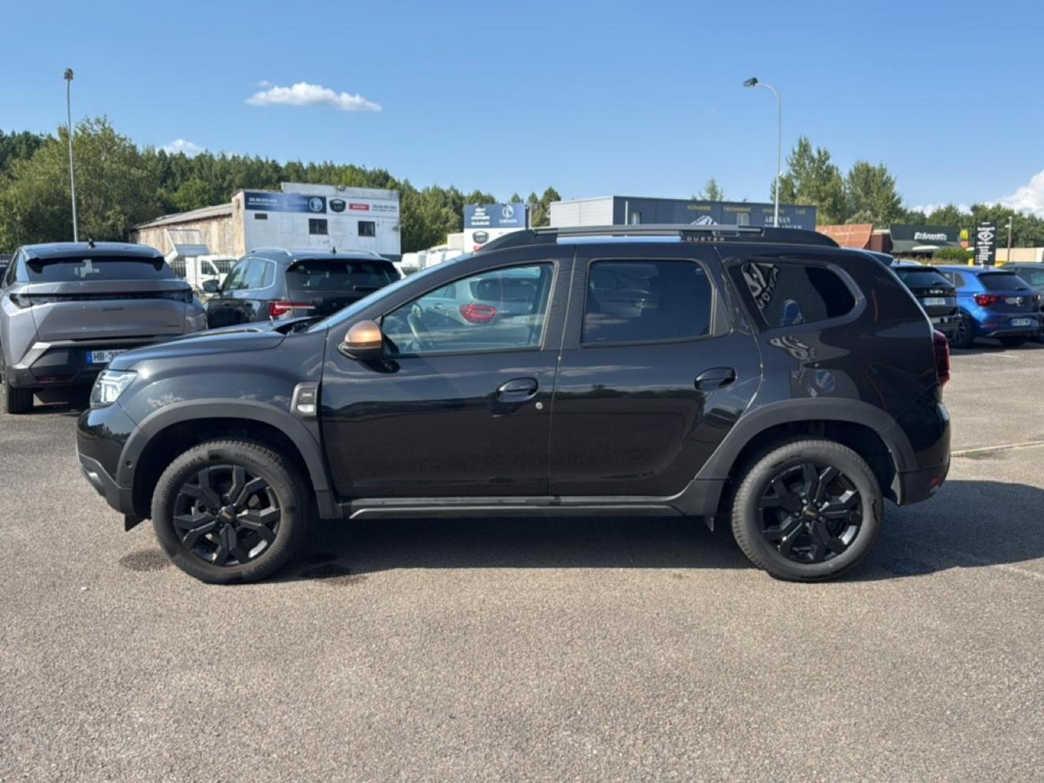 Dacia DUSTER 1.0 ECO-G 100 EXTREME (2024) - Photo 8
