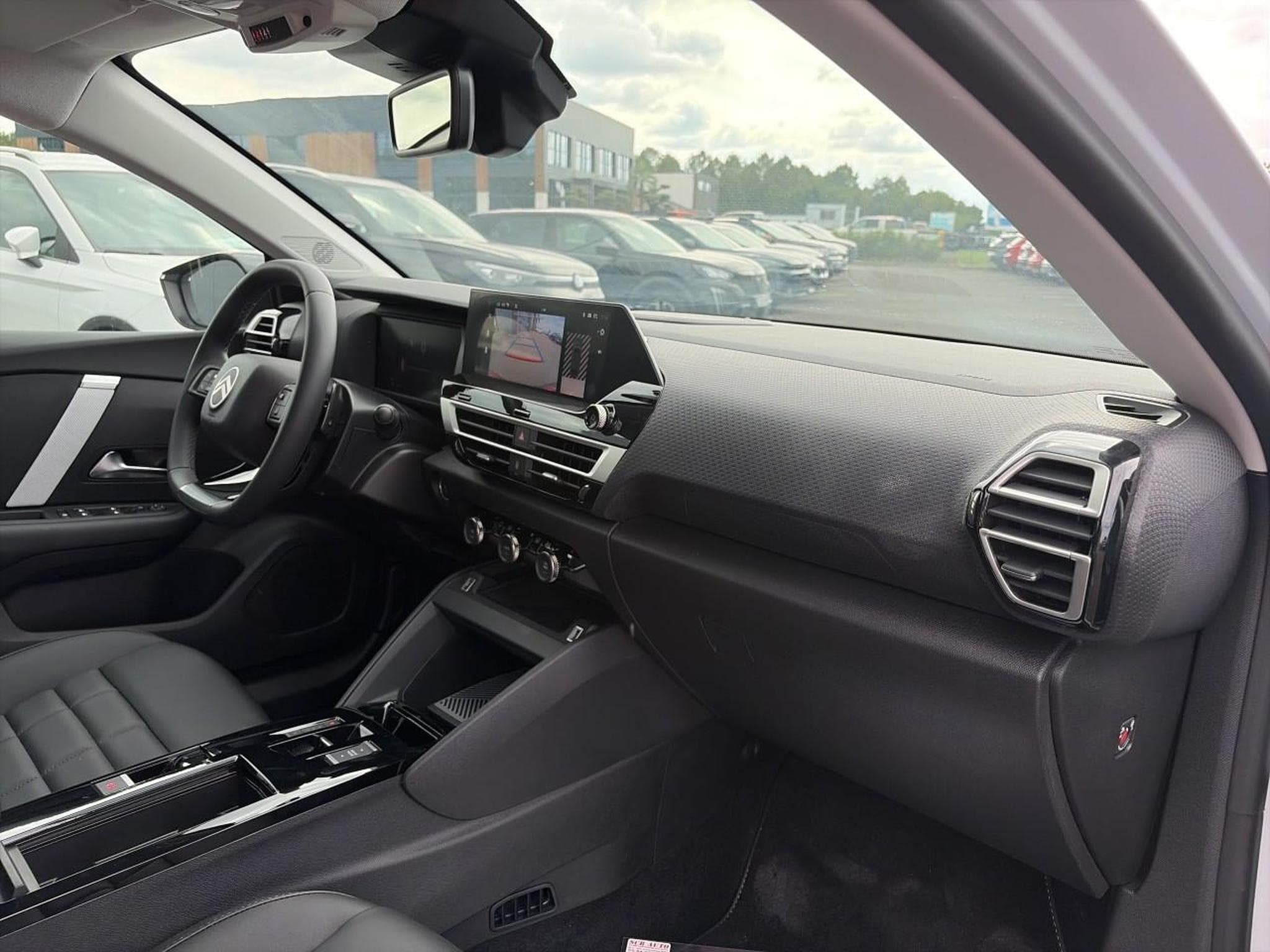 Citroen C4 X 1.2 HYBRIDE 145 MAX E-DCS6 (2025) - Photo 15