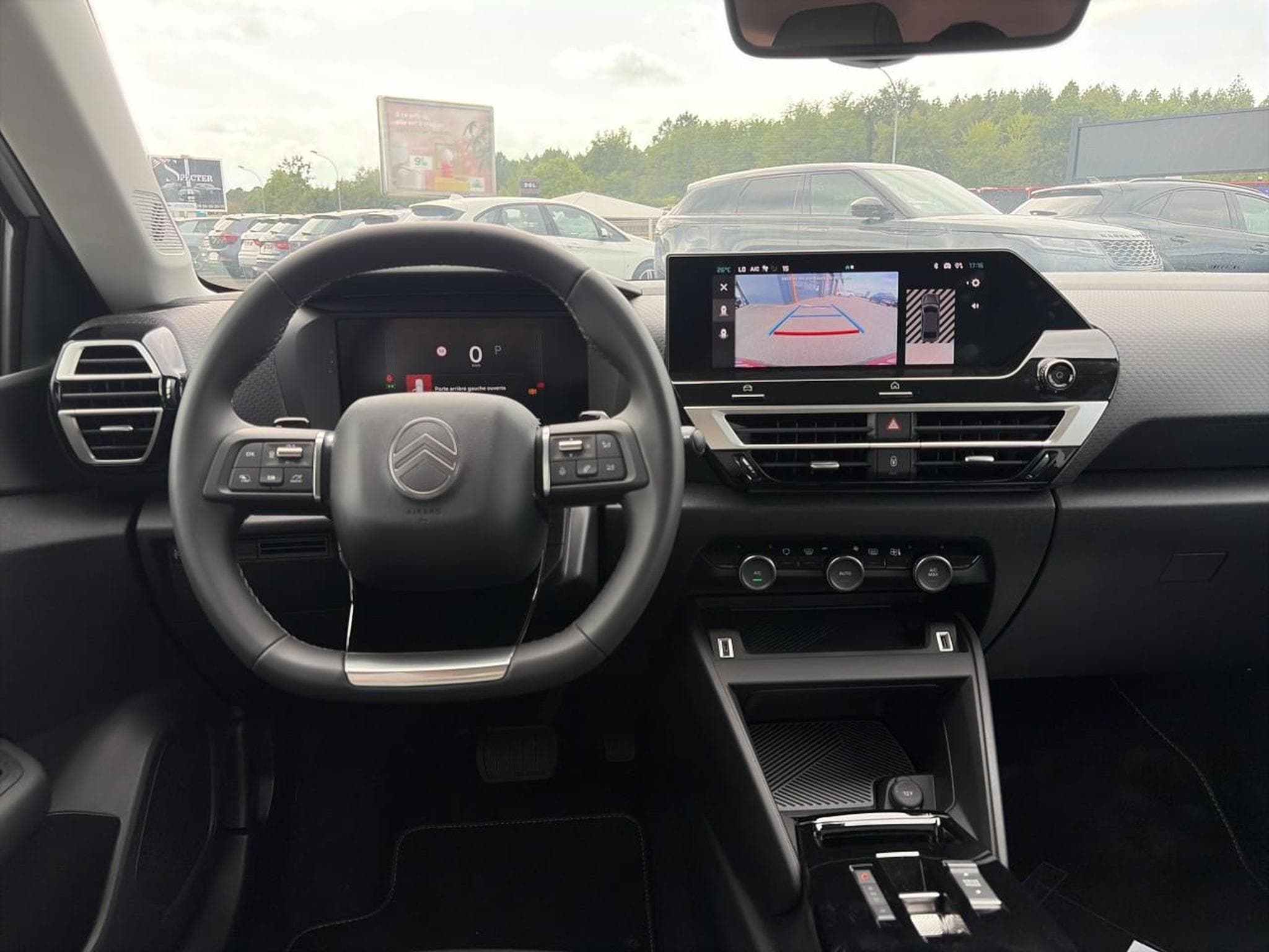 Citroen C4 X 1.2 HYBRIDE 145 MAX E-DCS6 (2025) - Photo 17