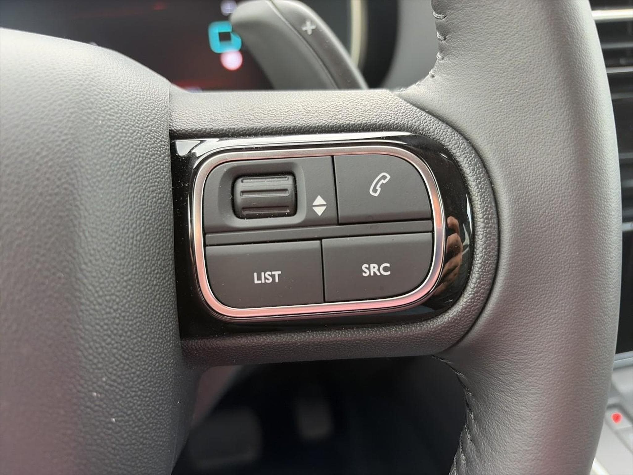 Citroen C5 AIRCROSS 1.2 HYBRIDE 145 MAX BOITE AUTOMATIQUE (2025) - Photo 20